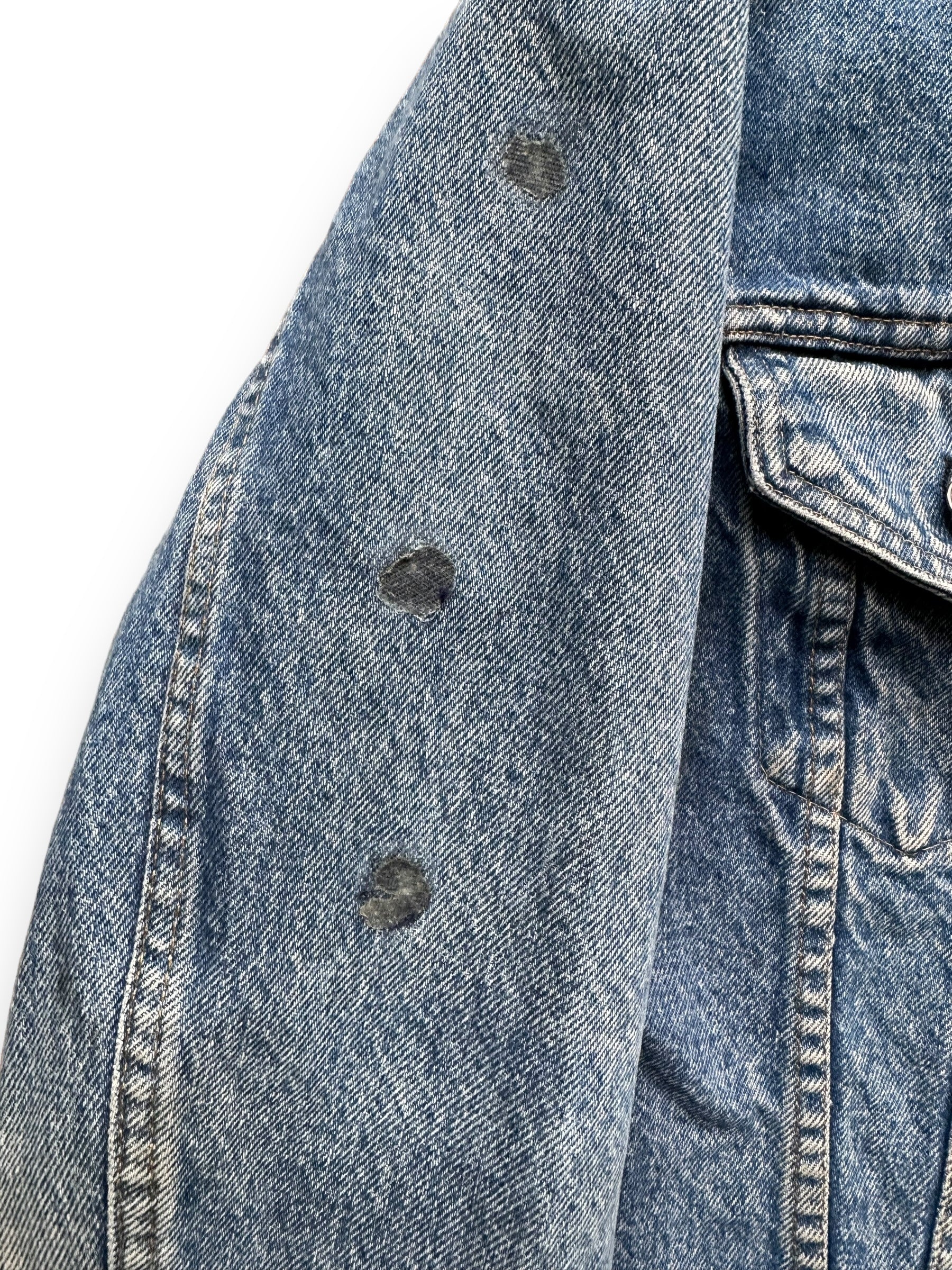 Blemishes on Right Sleeve of Vintage Levi's 2-Pocket Type III Denim Jacket SZ 40 | Vintage Denim Workwear Seattle | Seattle Vintage Denim