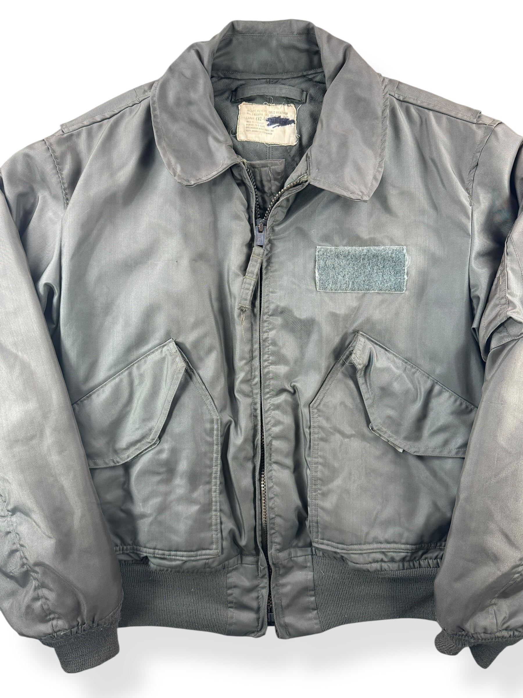 Front Close Up of Vintage CWU Cold Weather Flyers Jacket SZ L