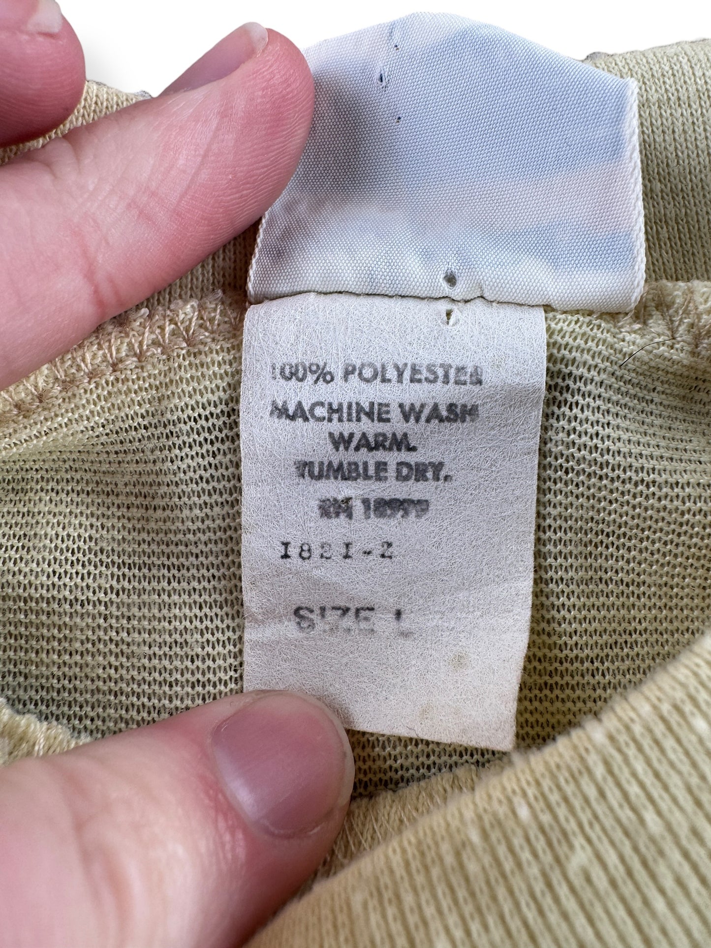 Tag on Vintage New York Skyline Printed Poly Tee SZ L (Fits M)
