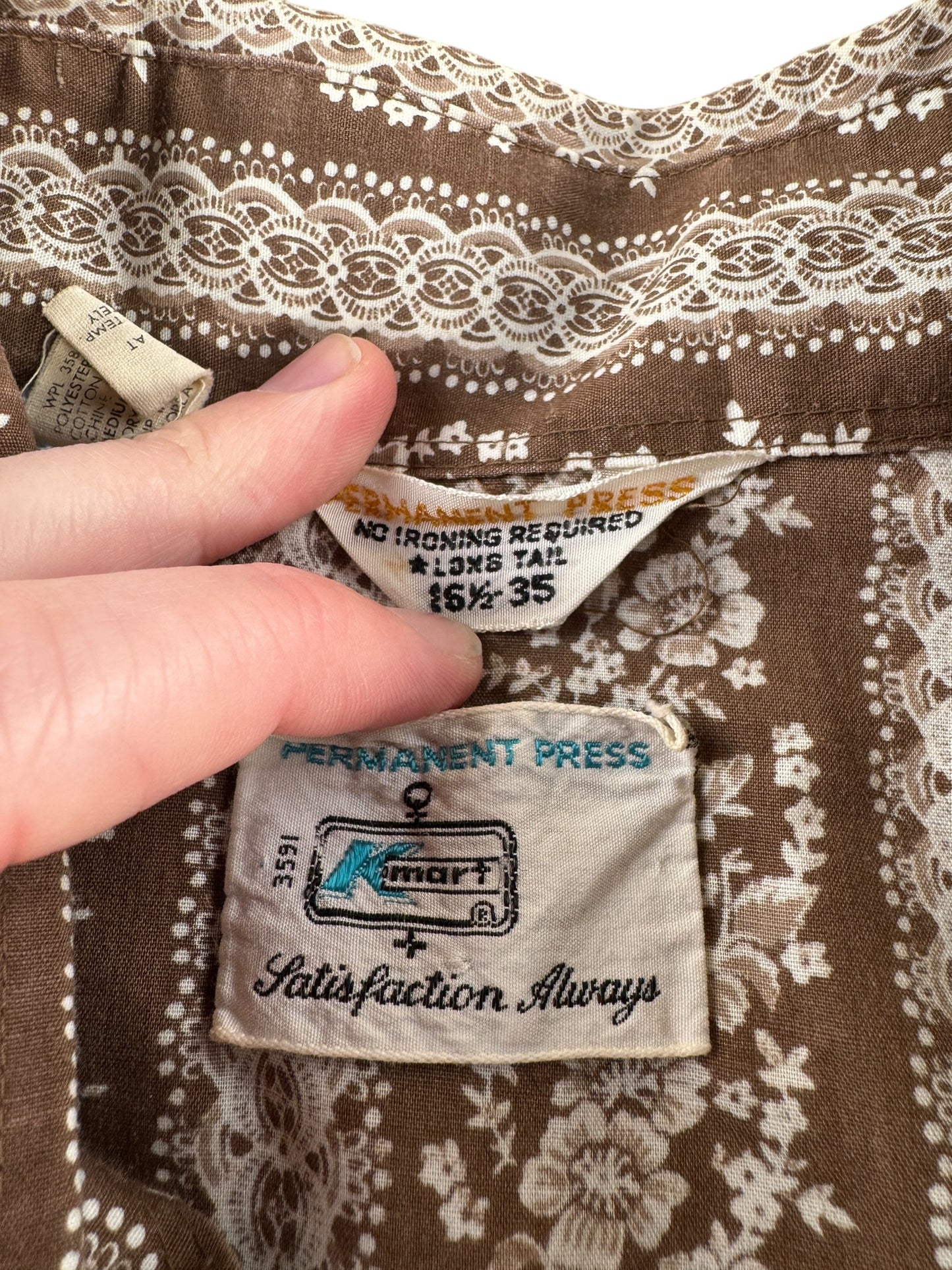 Label on Vintage Kmart Brown Floral Disco Pearl Snap Shirt SZ 16 1/2 - 35 Tall (L)