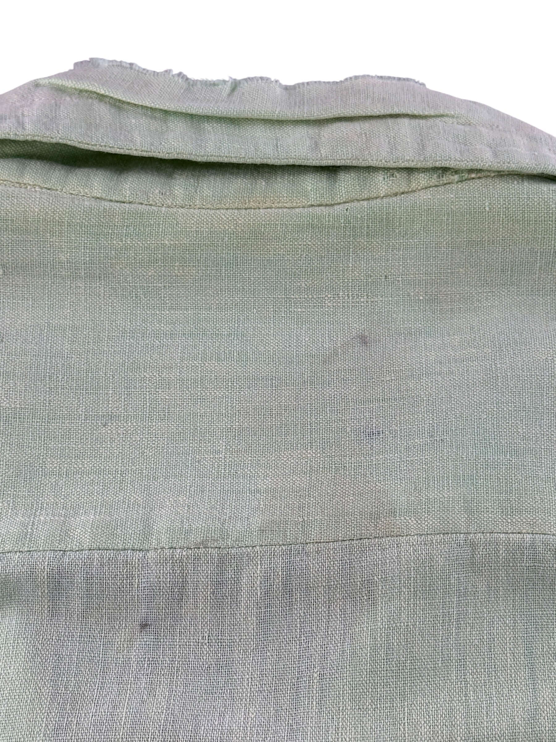 Scuffing on back of Vintage 50s Jaime Lime Green Popover Shirt SZ L - AS IS