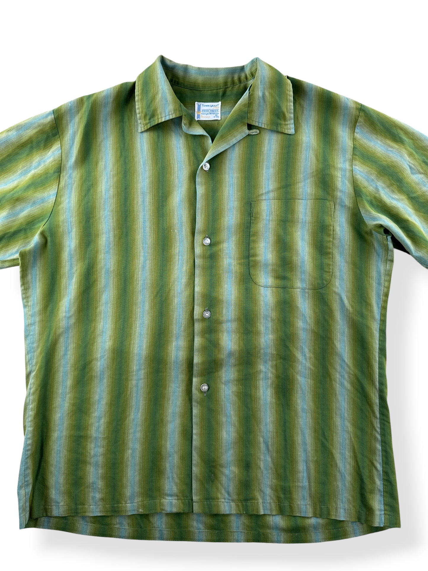 Close-up of Vintage Towncraft Ombre Stripe Loop Collar Shirt SZ M