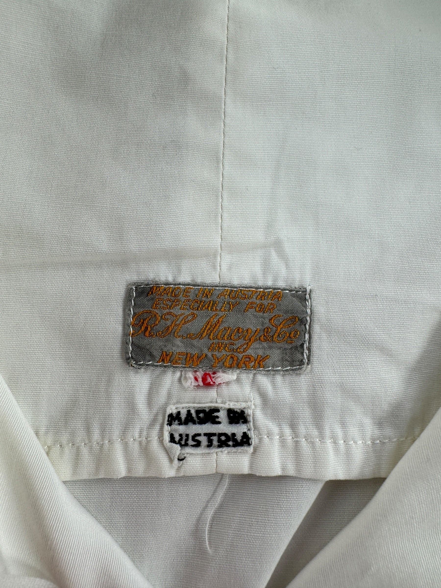 Label on Vintage 50s White Ski Jacket SZ 42 (Fits S)