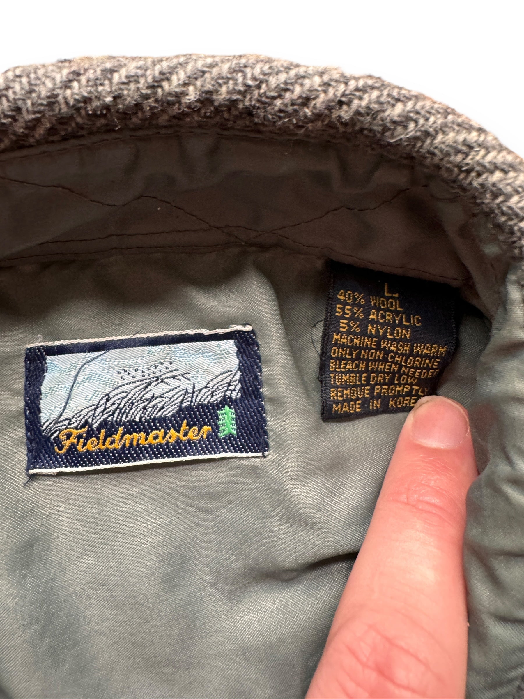 tag on Vintage Fieldmaster Wool Flannel SZ L