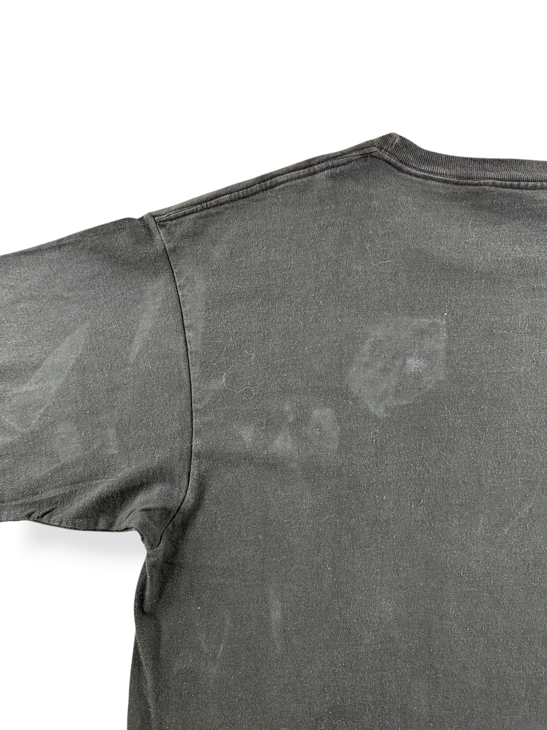 Staining on Vintage 90's Machine Head Tee SZ XL