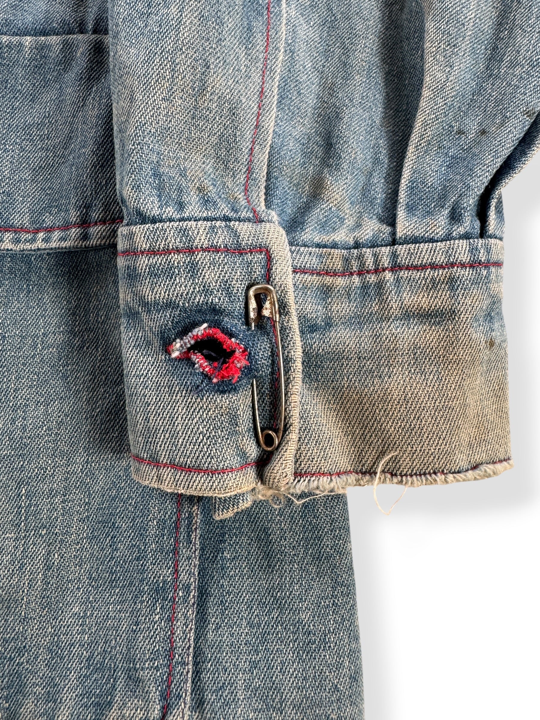 Missing Button on Vintage Weird Denim Chore Coat SZ L