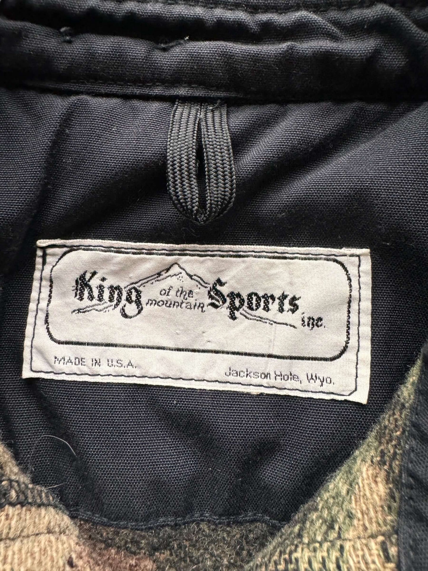 tag on Vintage King of the Mountain Sportswear Camo Wool Shirt Jac SZ S