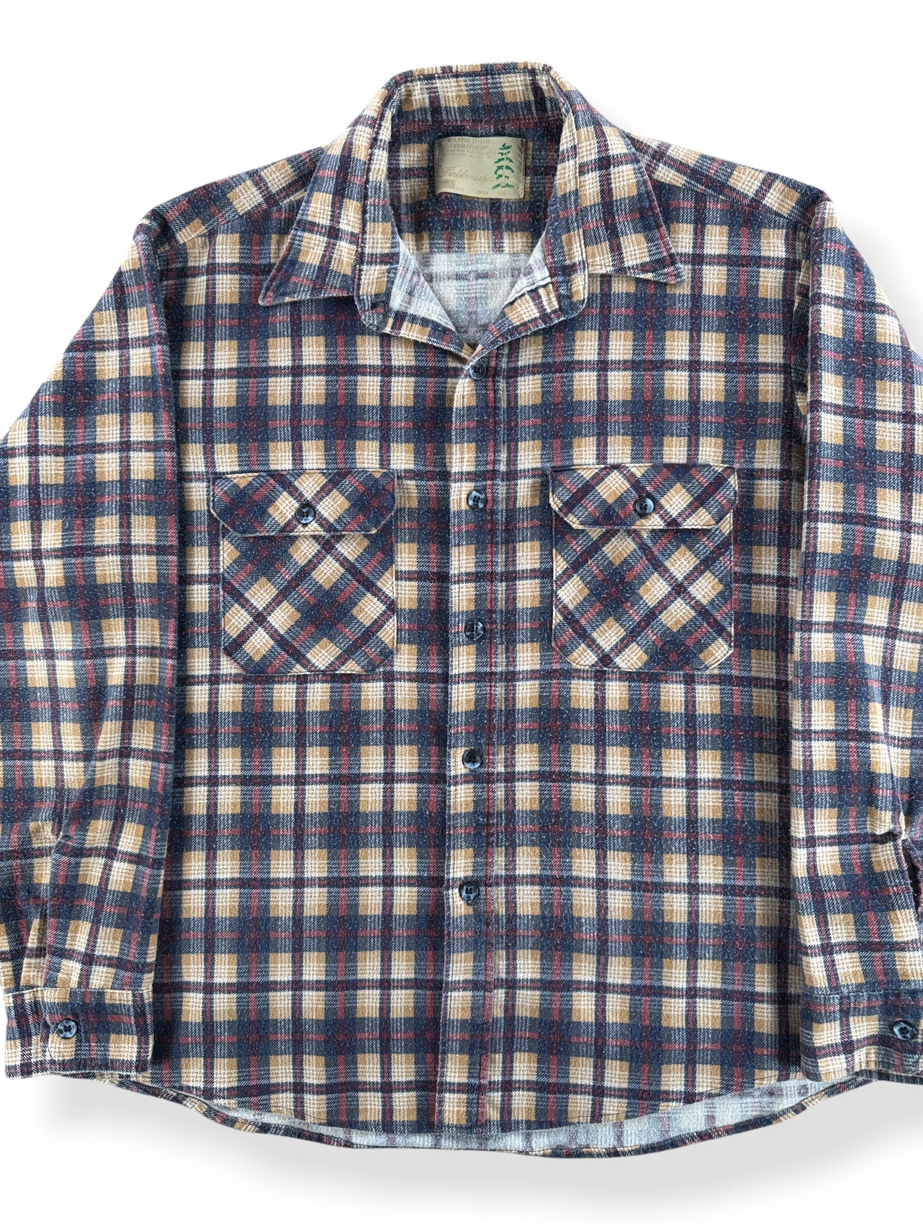 Front Close Up of Vintage Fieldmaster Printed Flannel SZ XL