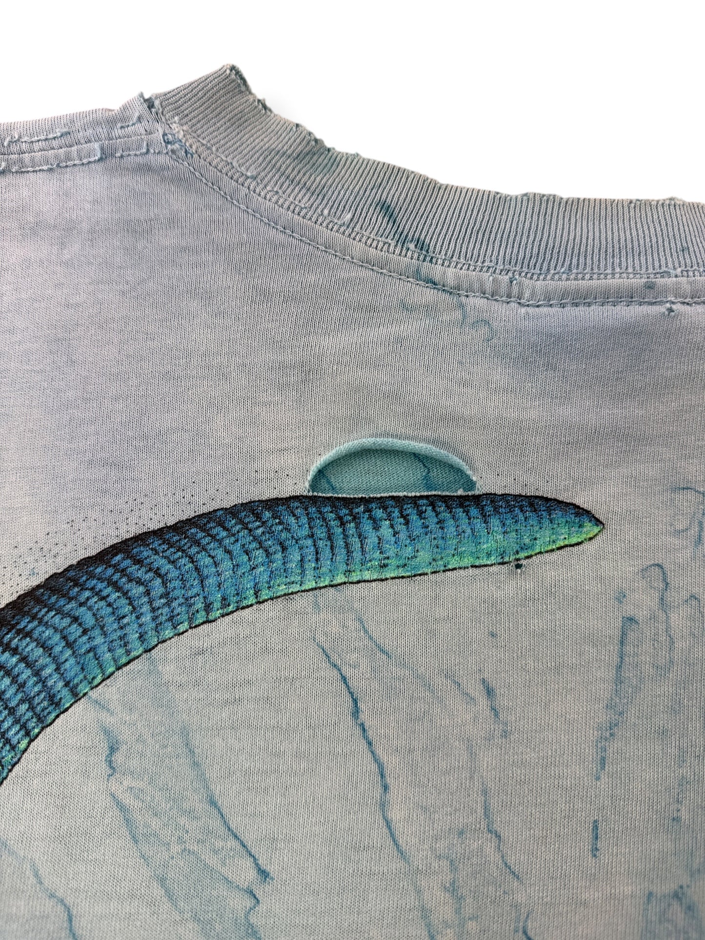 Tear on Vintage AOP Rainforest Cafe Lizard Tee L - AS IS