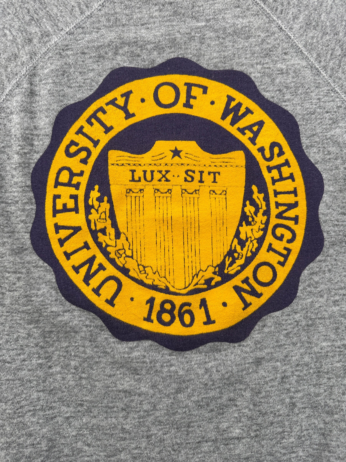 Front graphic on Vintage University Of Washington Crewneck SZ S