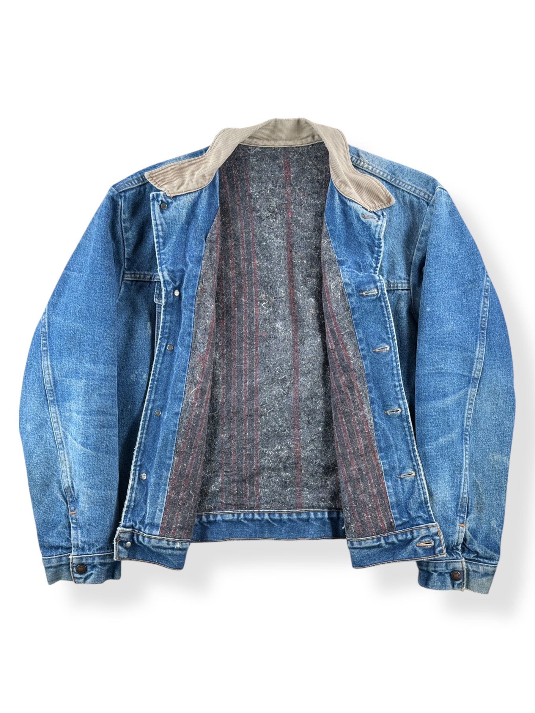 Inside of Vintage Wrangler Blanket Lined Trucker Jacket SZ XXL
