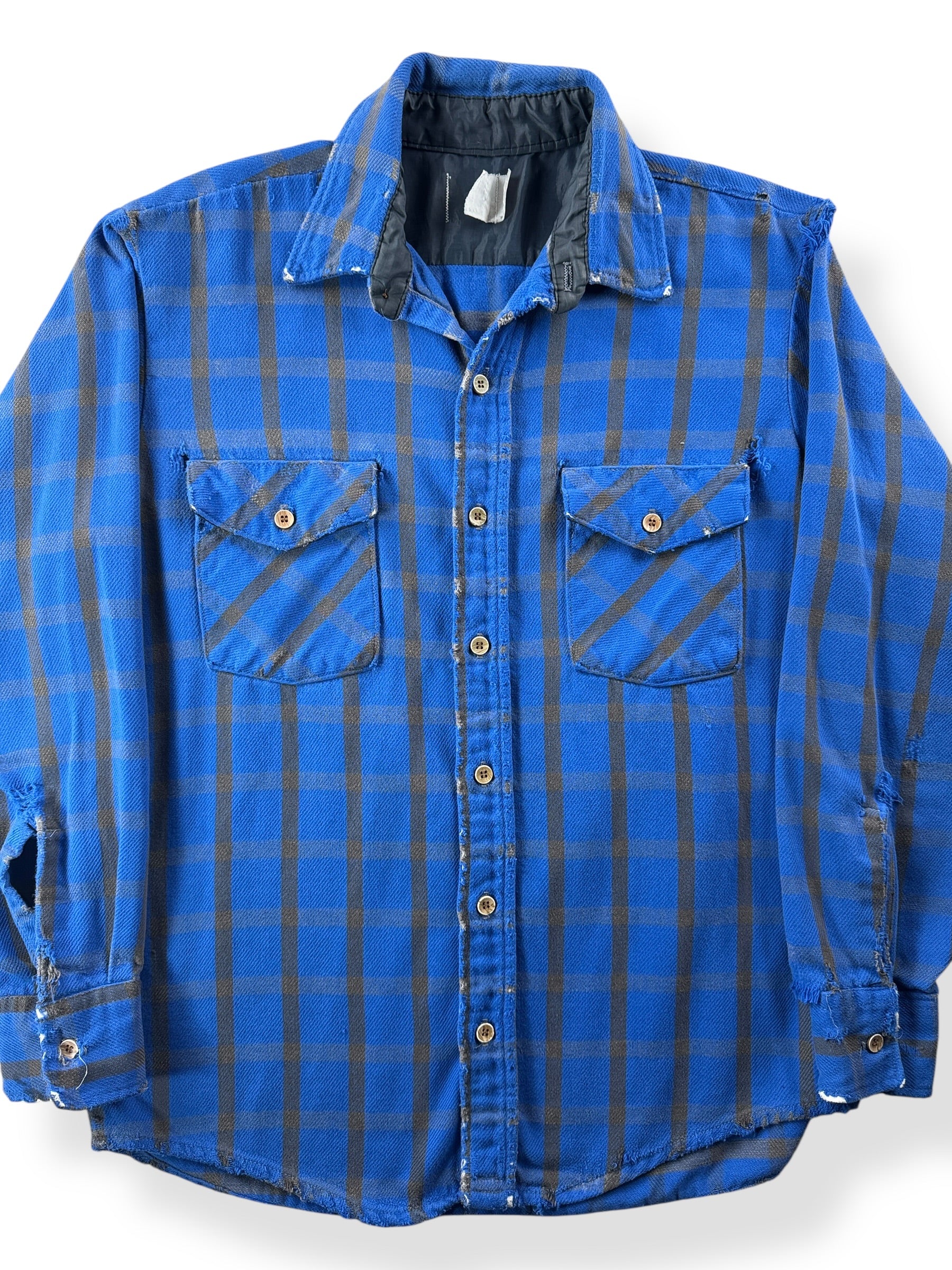 Front Close Up of Vintage Thrashed Cotton Flannel SZ S