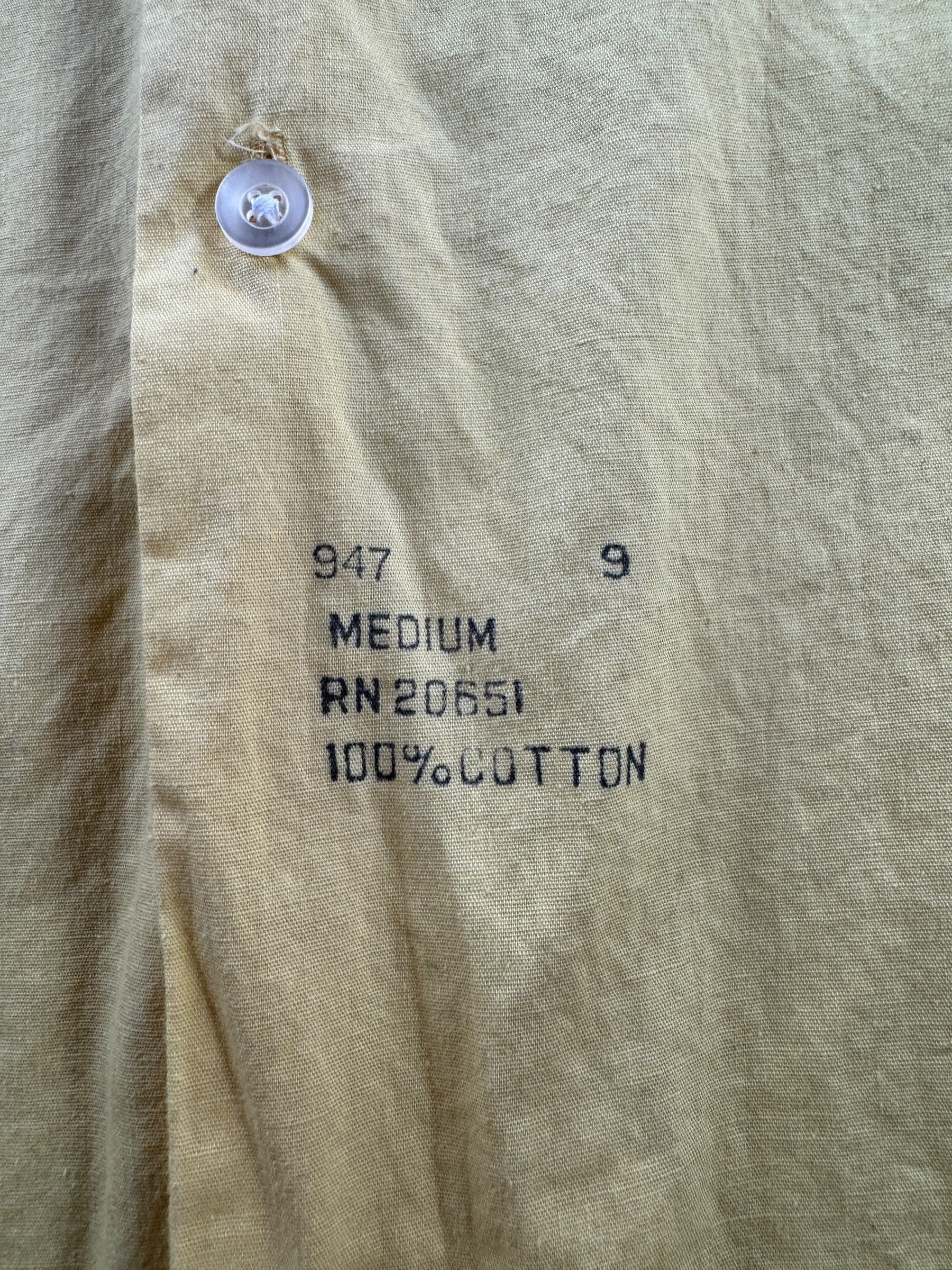 Size Stamp on Vintage Yellow D&G Cloth Shop Yellow Dagger Collar Shirt SZ M