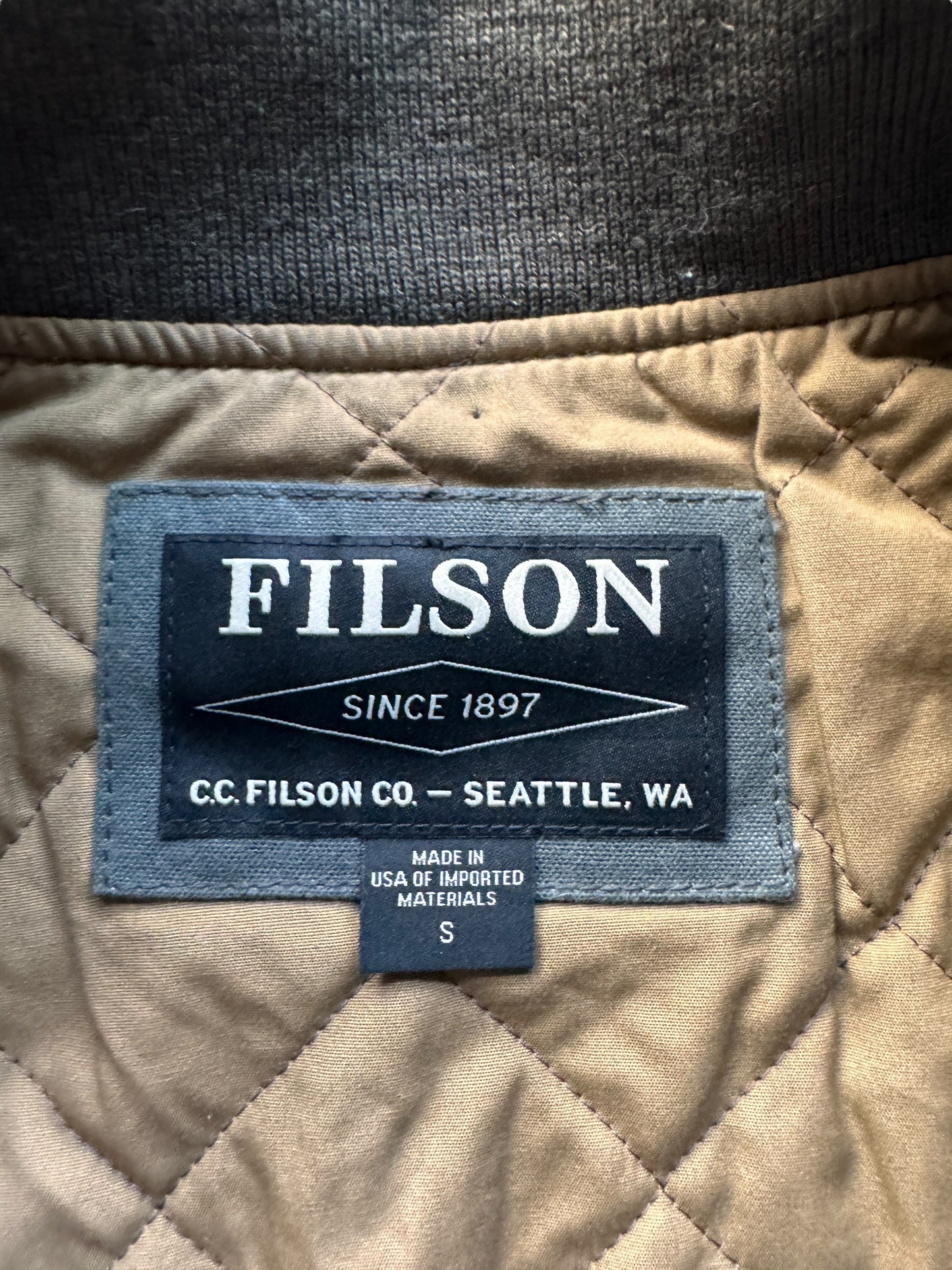 Tag on Filson Charcoal Primaloft Vest SZ S