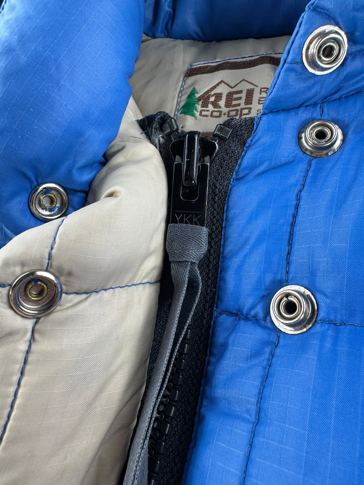 Close-up of zipper on Vintage 70s REI Puffer Jacket SZ S