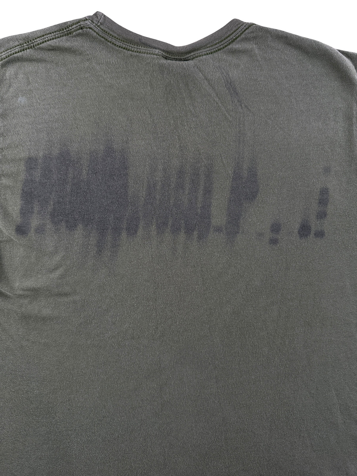 back graphic of Vintage Nine Inch Nails Giant Tag Tee SZ M