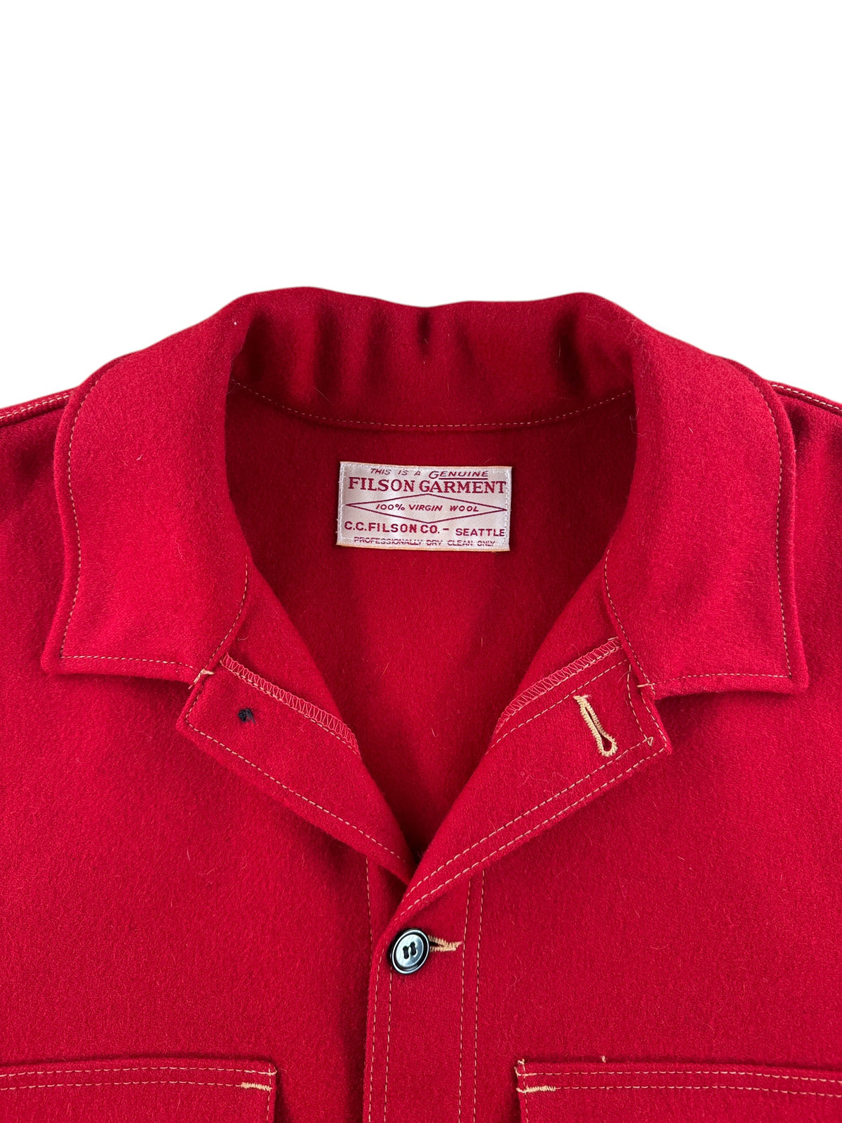 Collar on Filson Limited Edition 1897 Collection Scarlet Cruiser SZ L