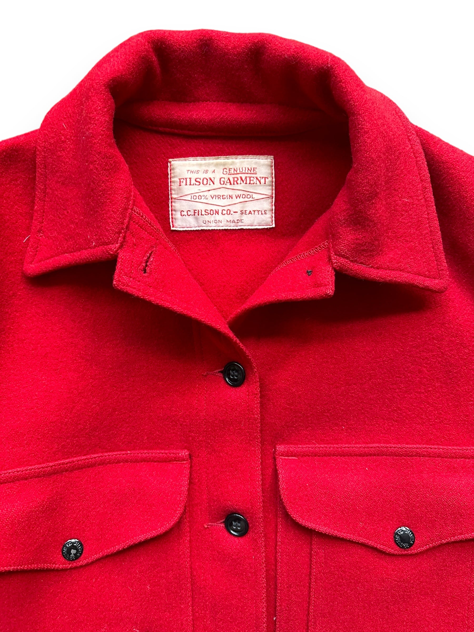 Upper Front Collar View of Vintage Union Made Filson Scarlet Cruiser SZ 40 | Vintage Filson Seattle Workwear | Vintage Workwear Seattle