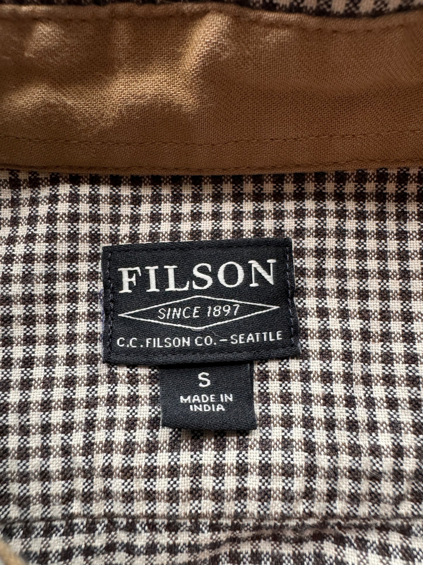 Tag on Filson Lightweight Cotton Shirt SZ S