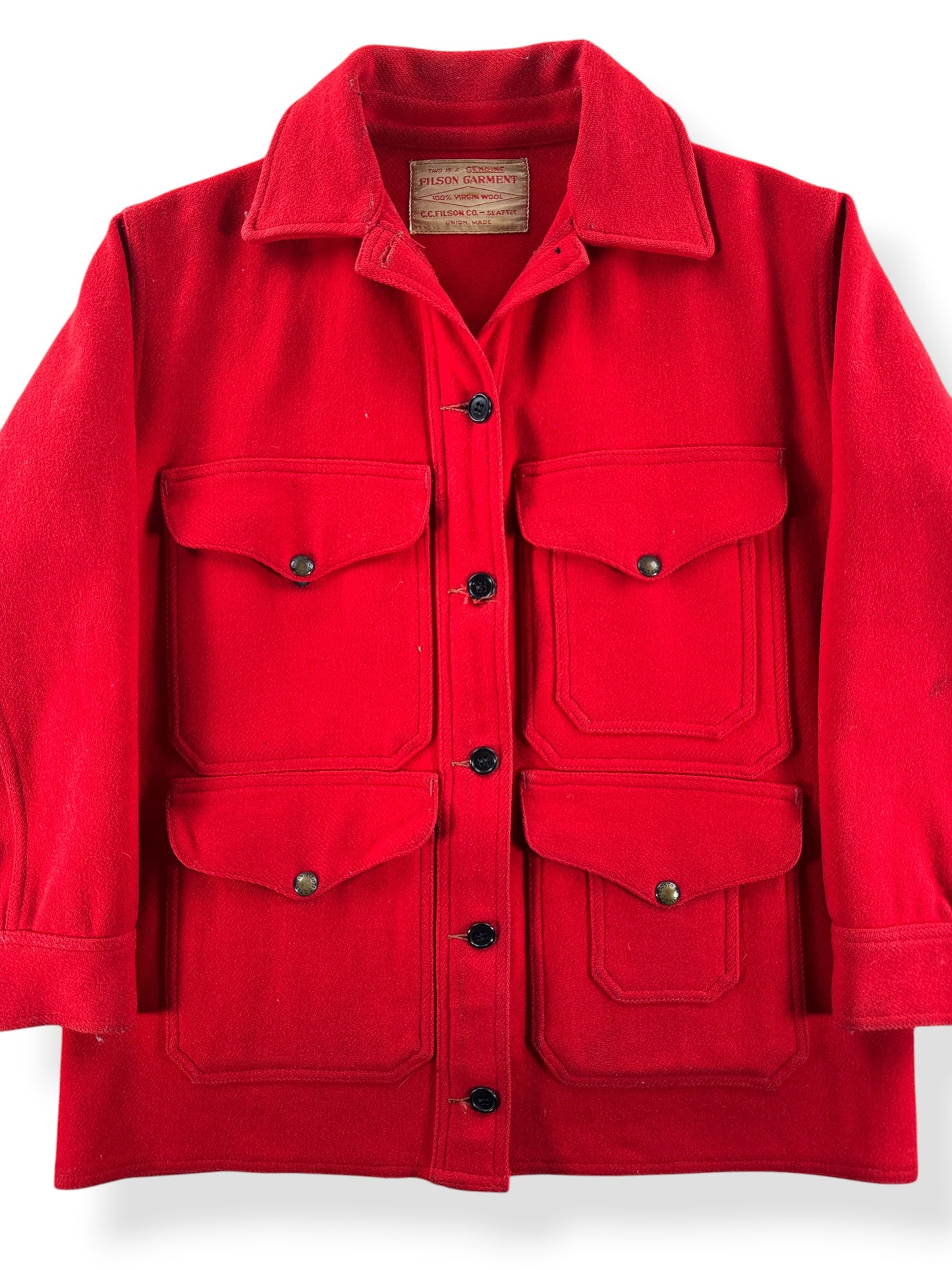 Front Close Up of Vintage Filson Union Made Scarlet Cruiser SZ 42