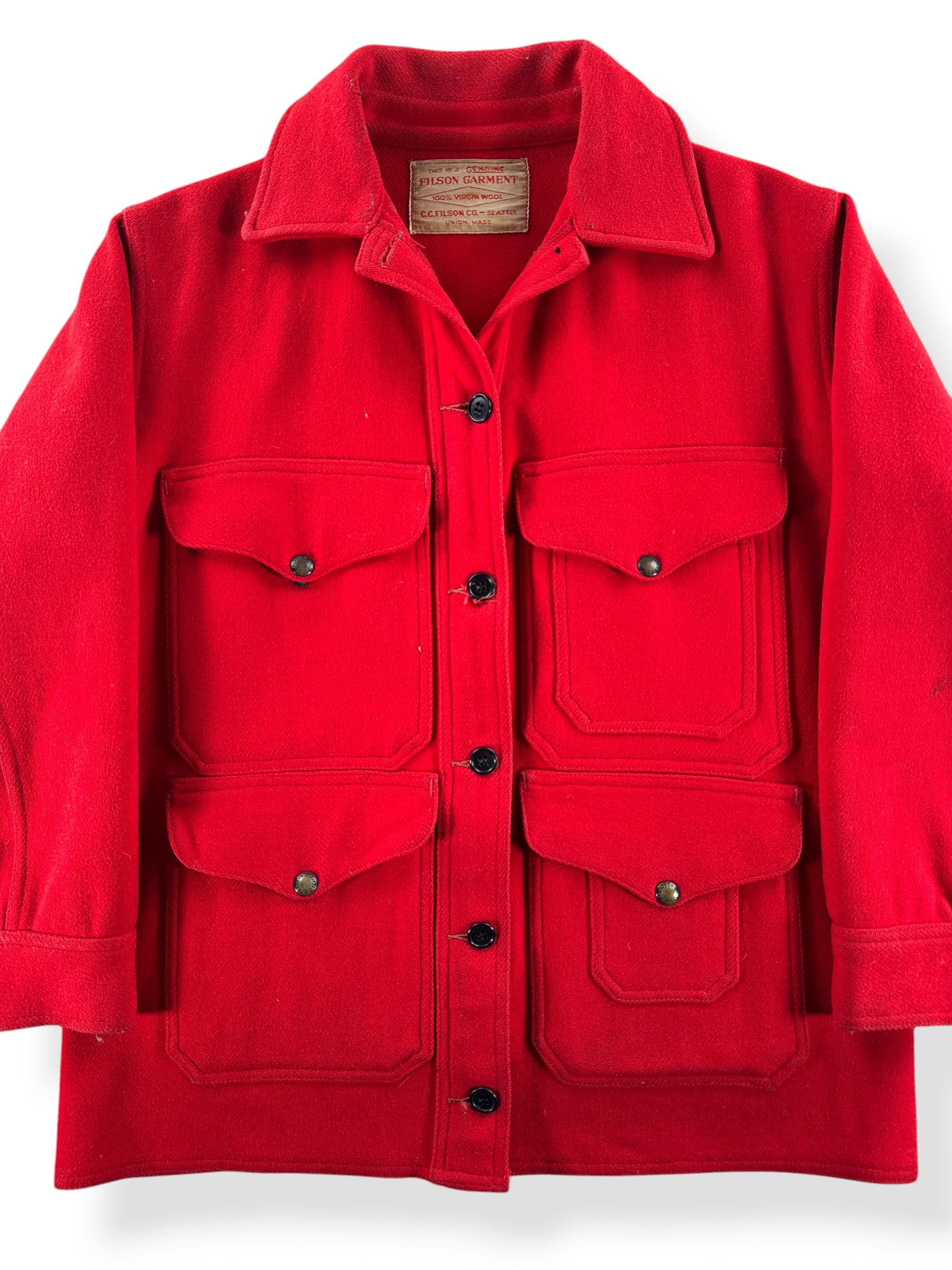Front Close Up of Vintage Filson Union Made Scarlet Cruiser SZ 42