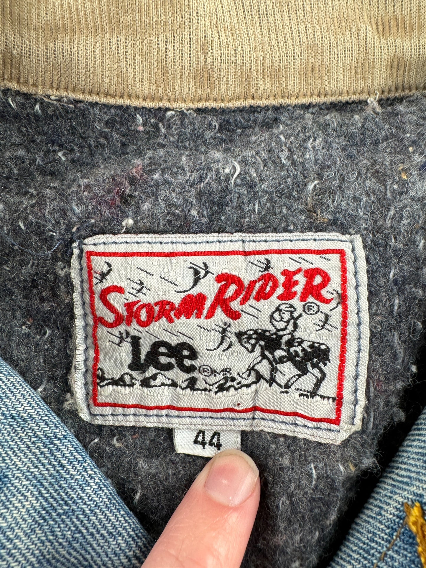 Label on Vintage Canadian Made Lee Storm Rider Denim Jacket SZ 44