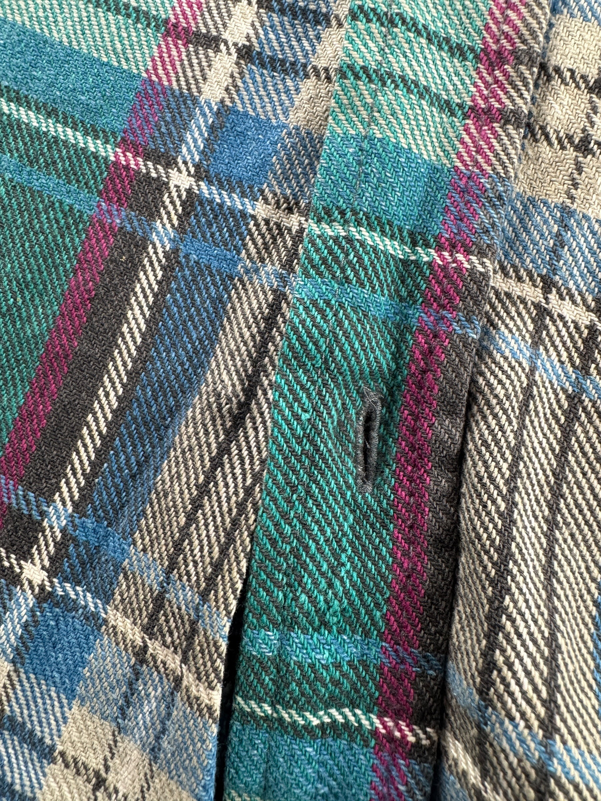 Missing button on Vintage Blown Out Cotton Flannel SZ L