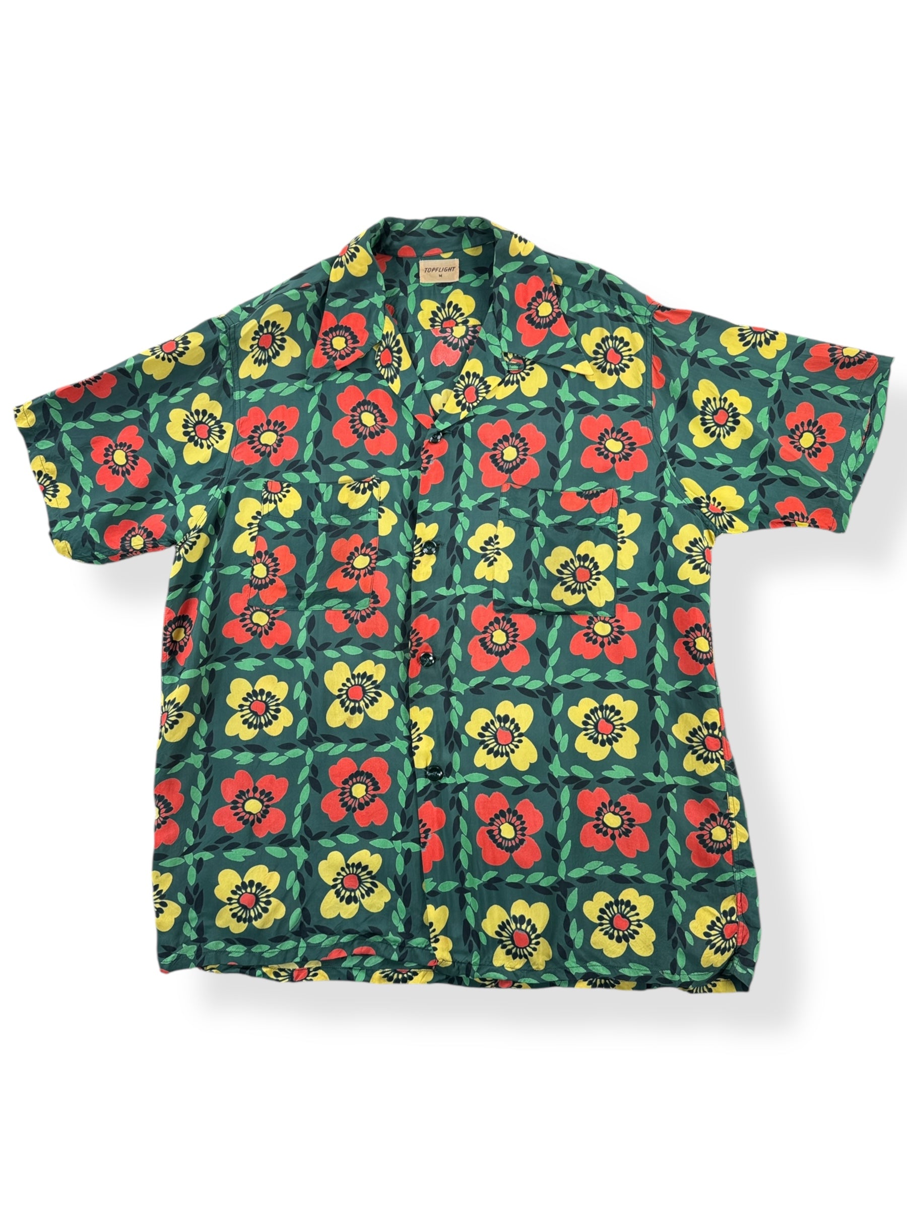Front of Vintage Vibrant Patterned Topflight Aloha Shirt SZ M