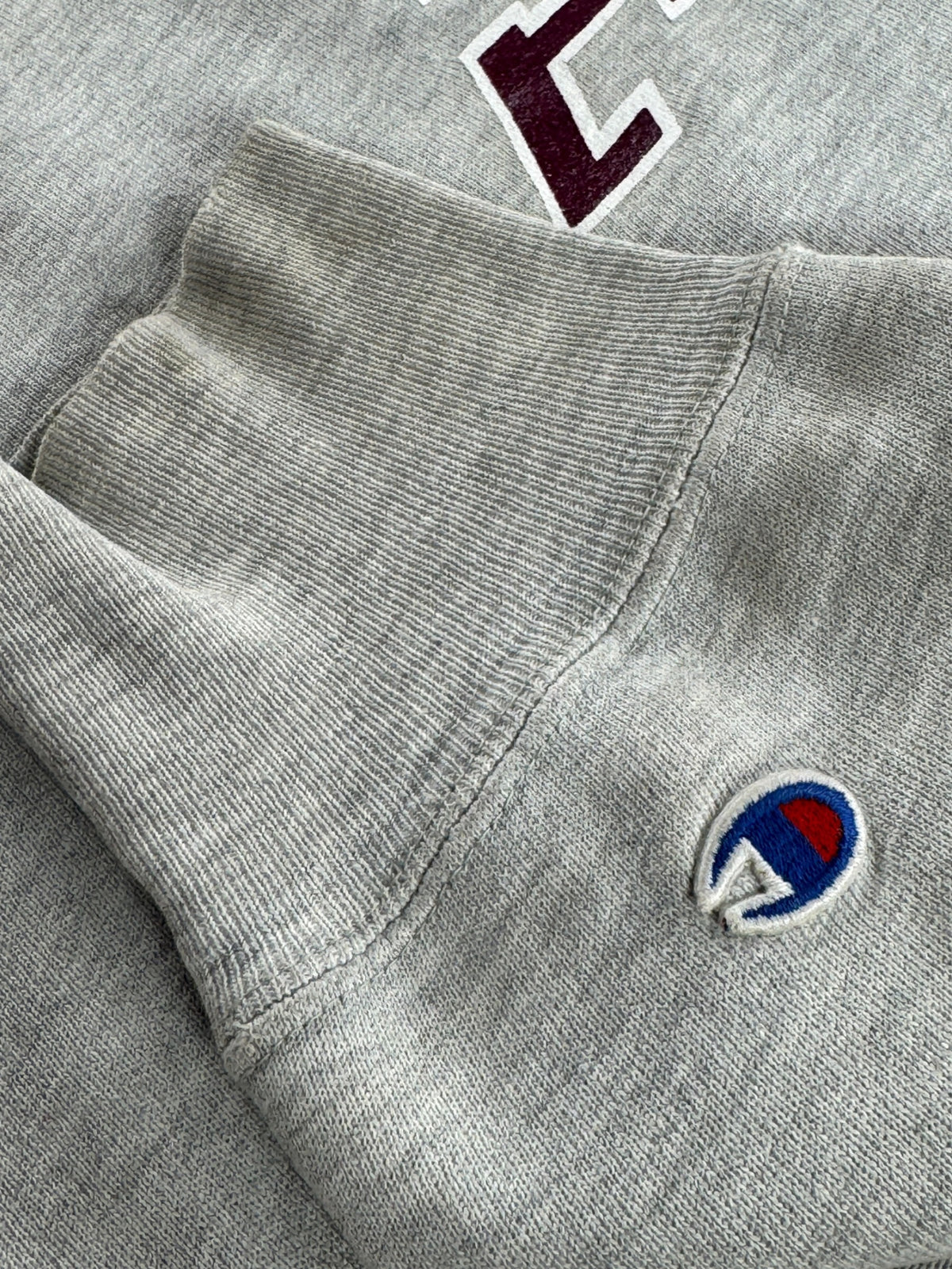 Cuff on Vintage Colgate Champion Reverse Weave Crewneck SZ XL (Fits L)