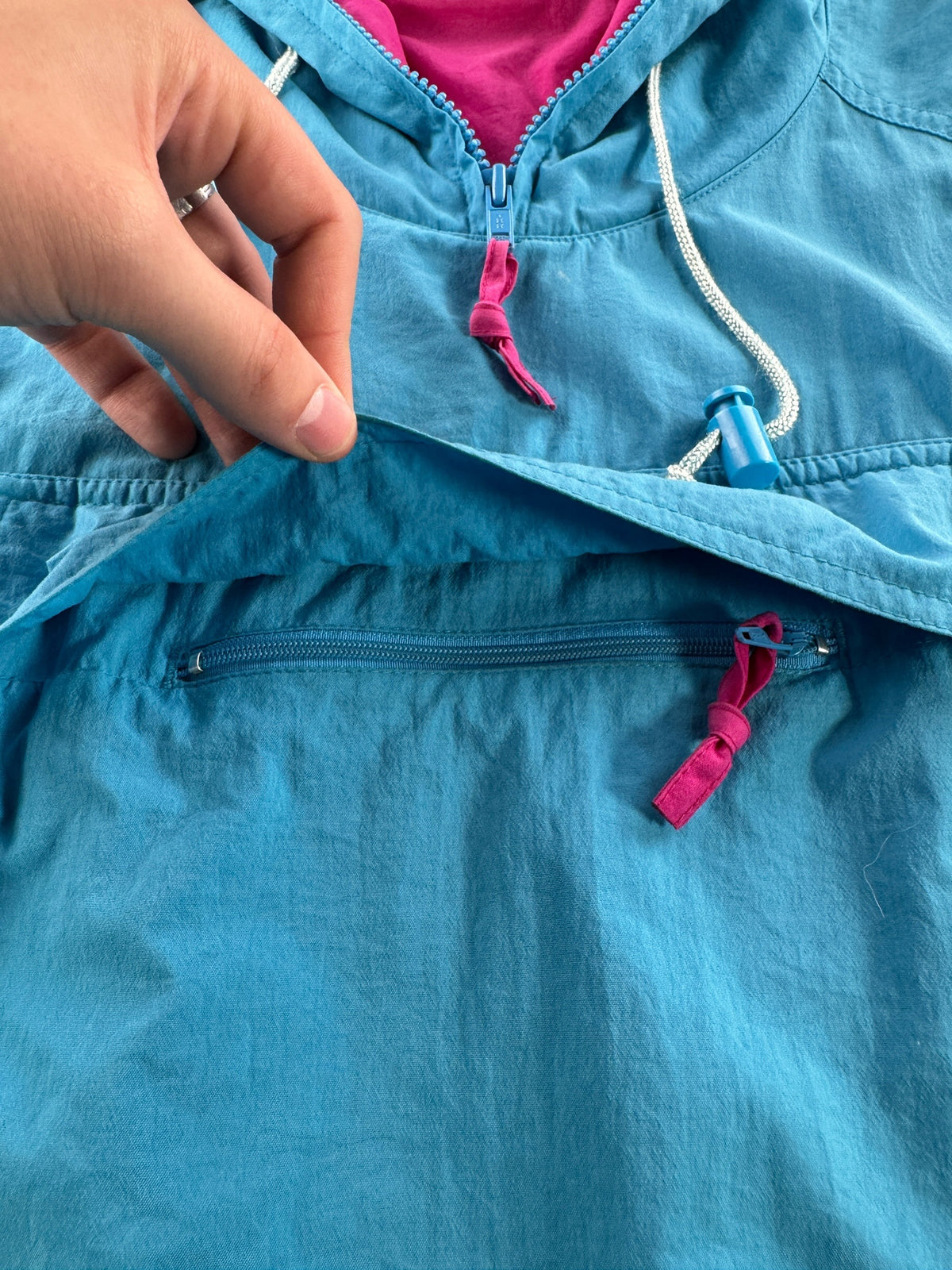 Front pocket on Vintage Eddie Bauer Anorak SZ L