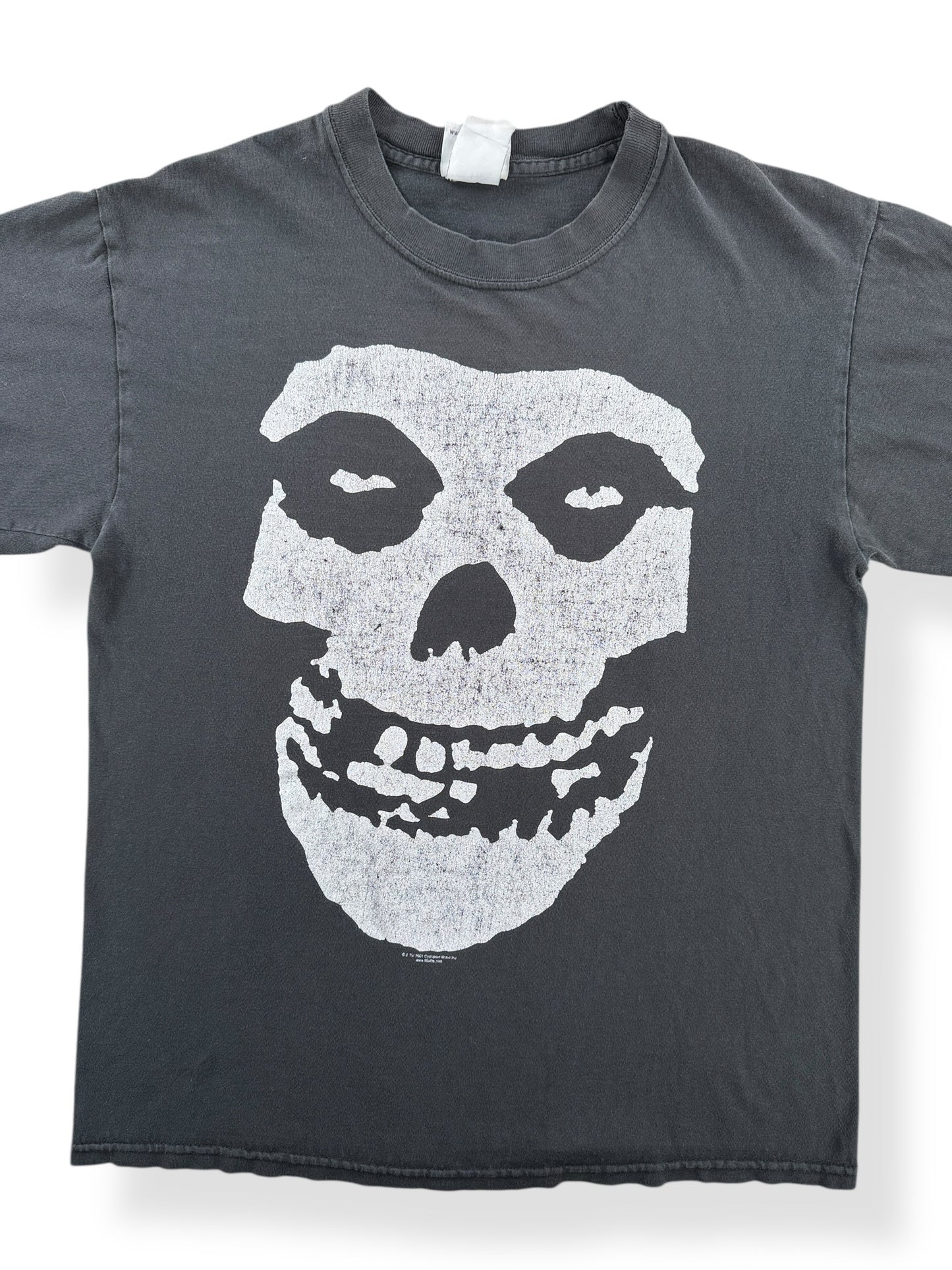 Front Close Up of Vintage 2001 Misfits Tee SZ M