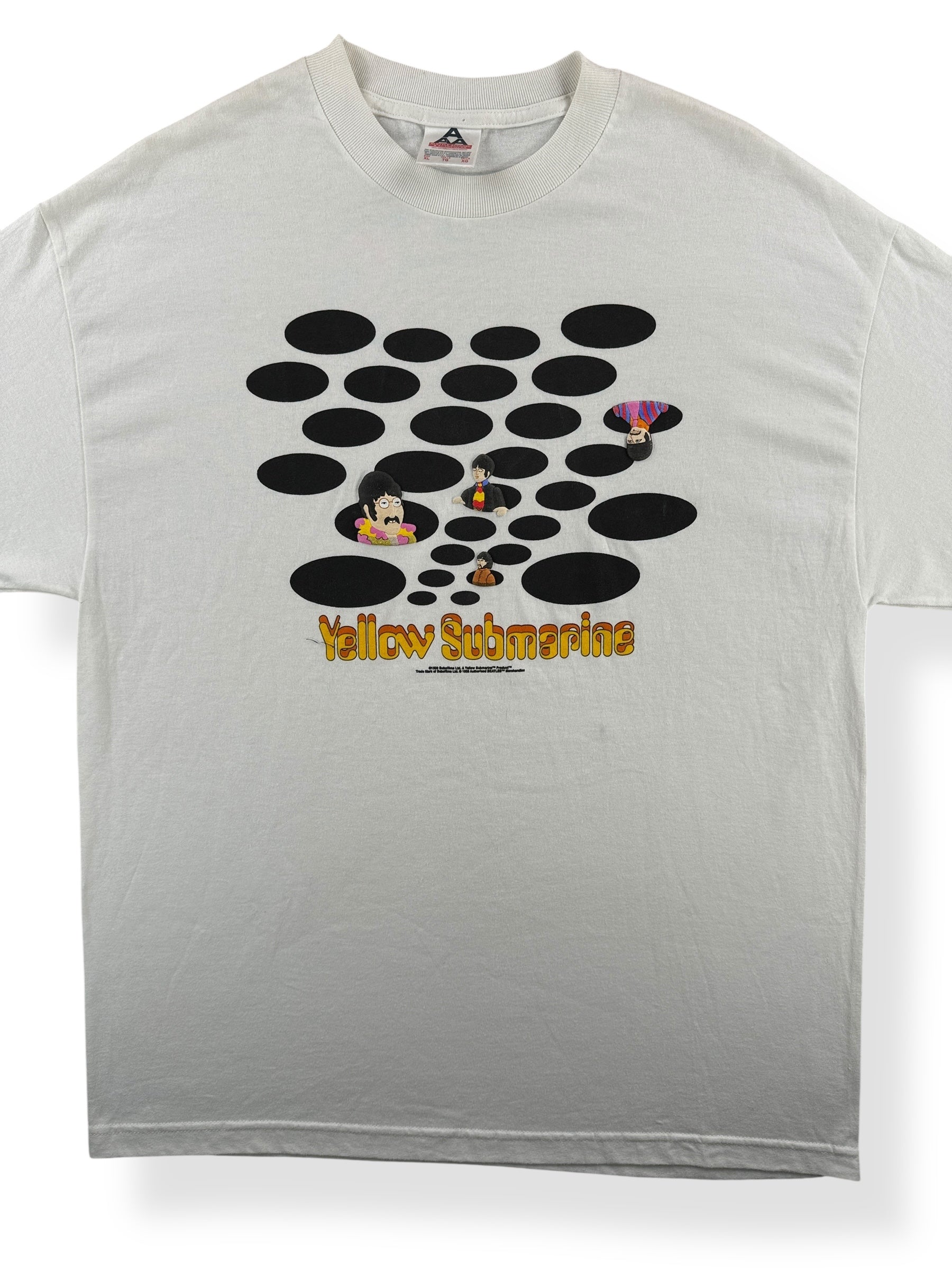 Front Close Up of Vintage 90s Beatles Yellow Submarine 3D Tee SZ XL