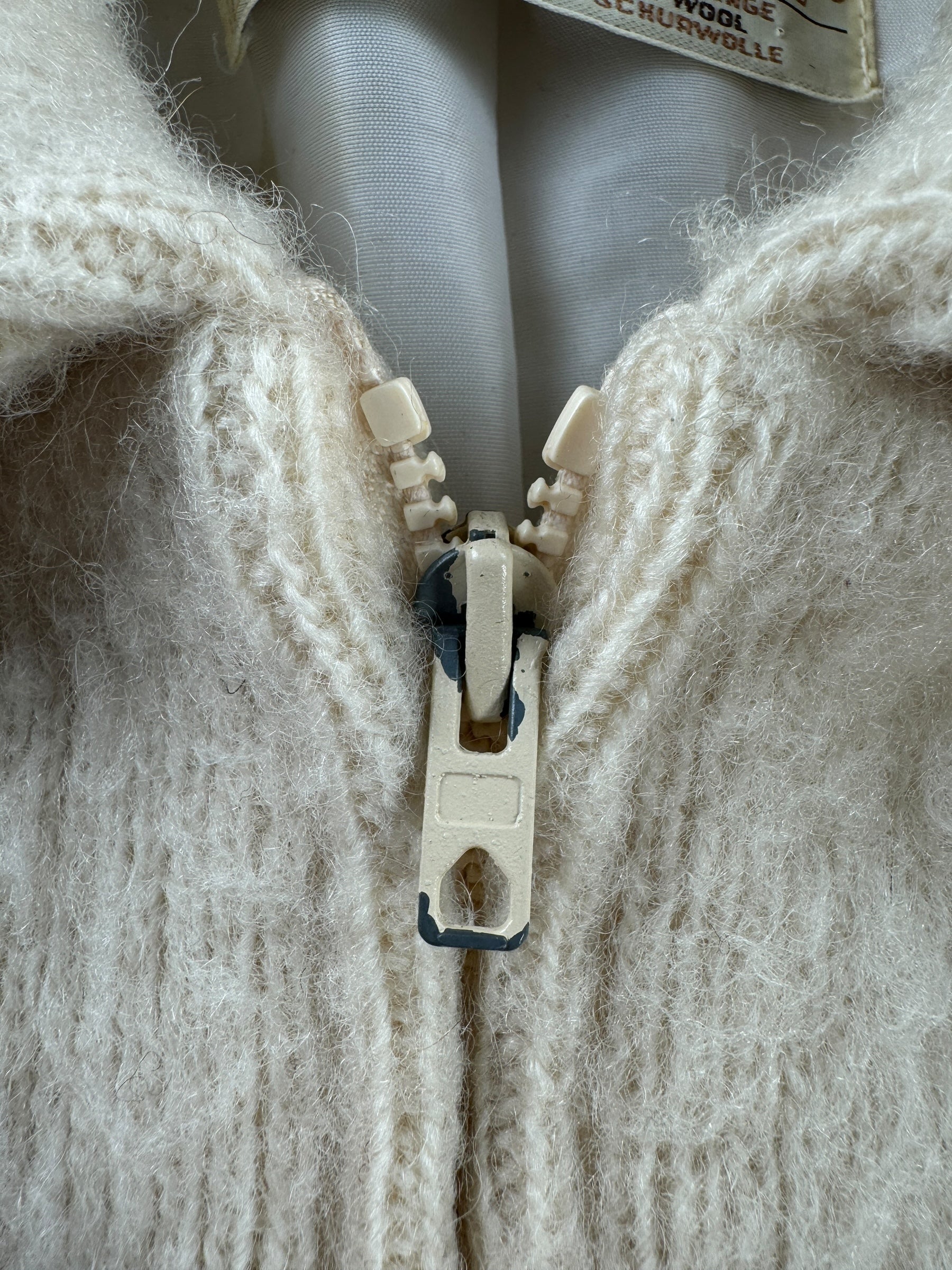 Zipper on Vintage Lined Icelandic Wool Zip Up Sweater SZ S