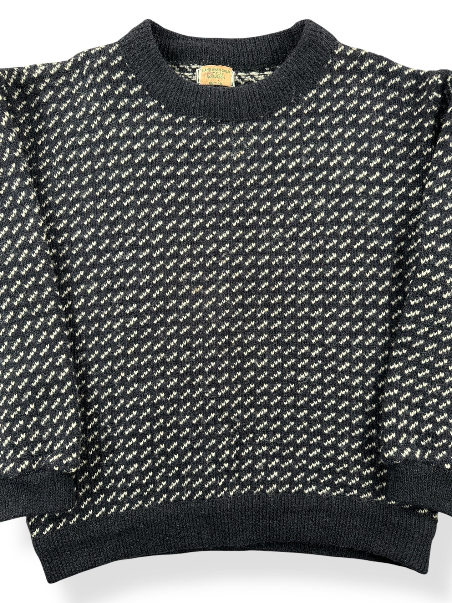 Front Close Up of Vintage Men's LL Bean Birdseye Sweater Black & White SZ L