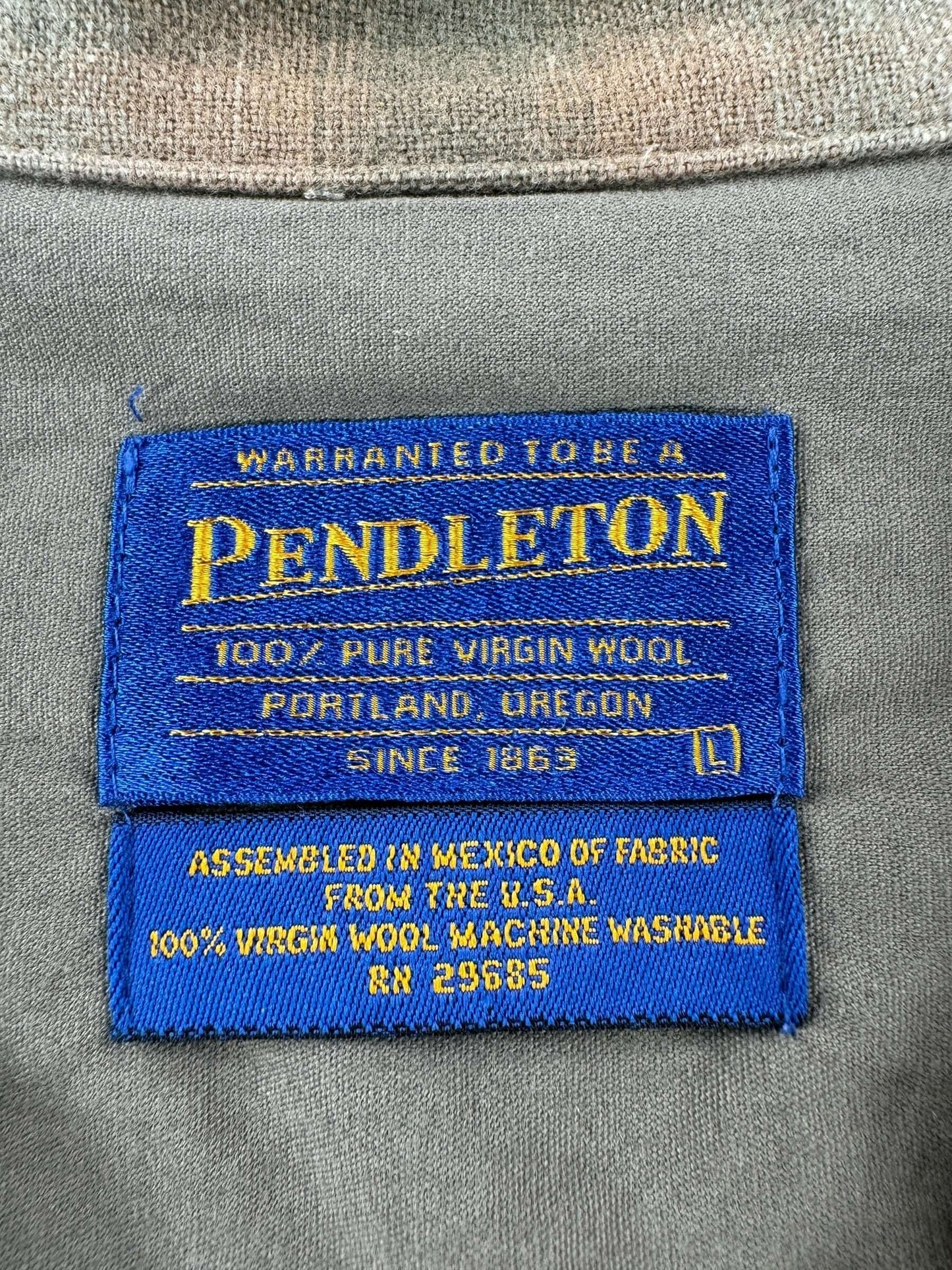 Tag on Vintage Made in Mexico Pendleton Beige & Green Plaid Board Shirt SZ L