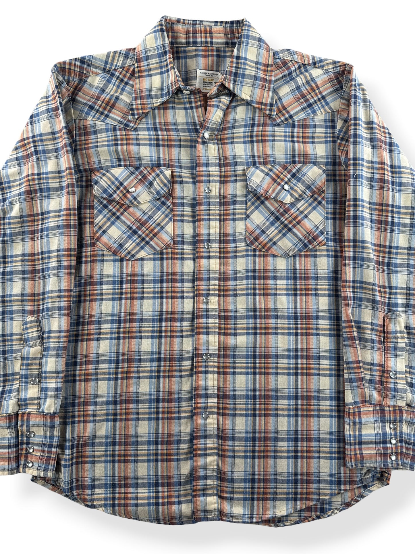 Front Close Up of Vintage Big Mac Pearlsnap SZ M