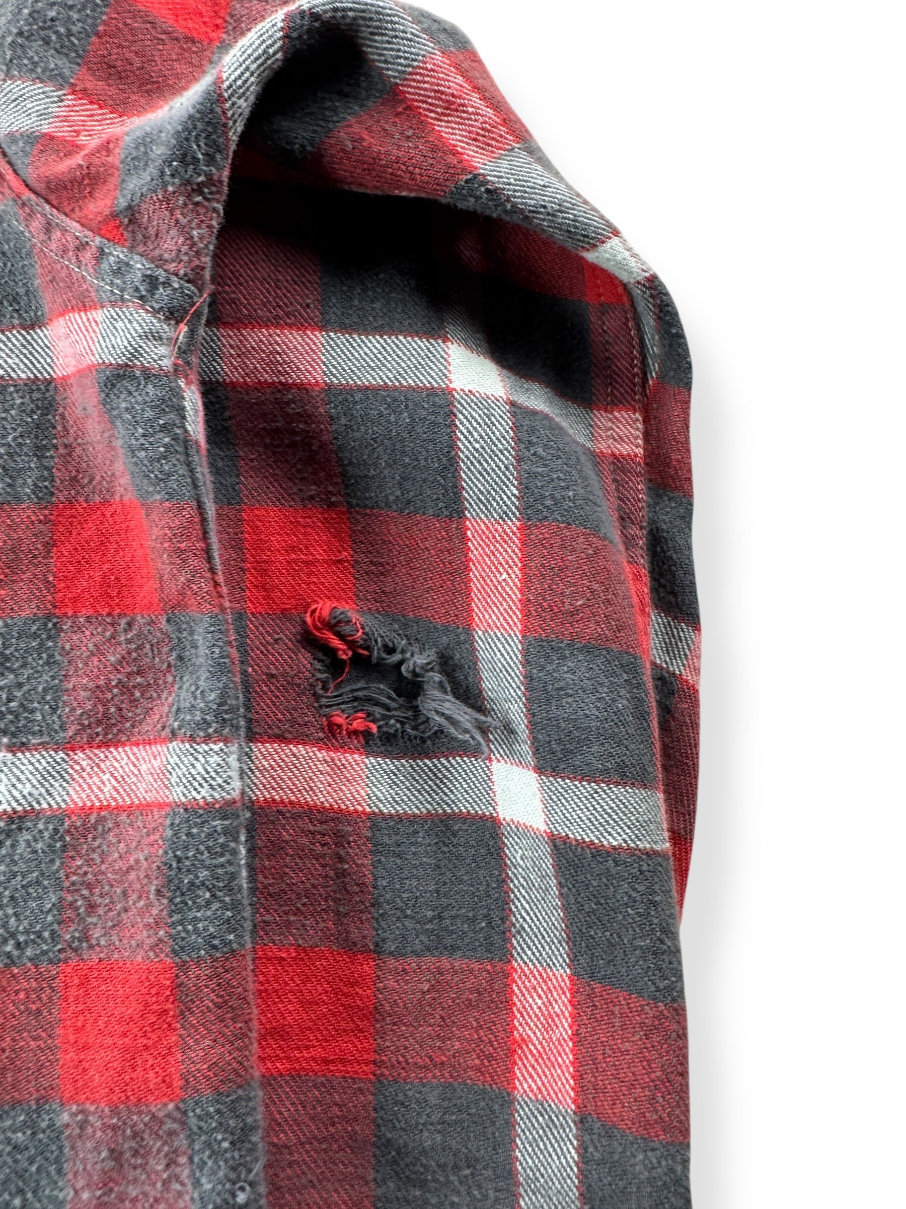 Hole on Vintage 60s Era Sussex Cotton Flannel SZ L