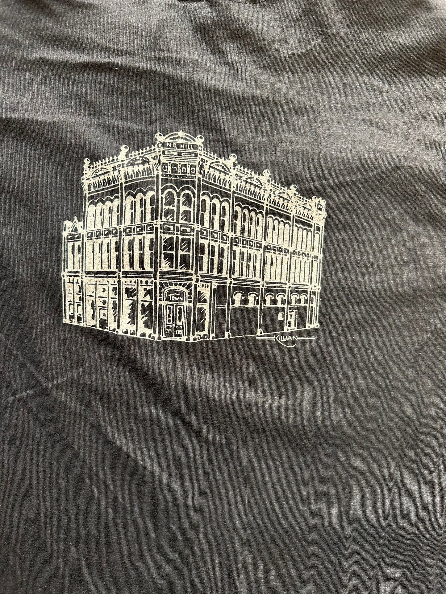 Town Tavern Close Up on Vintage Port Townsend Town Tavern Tee SZ L |  Vintage Port Townsend Tee | Vintage Clothing Seattle
