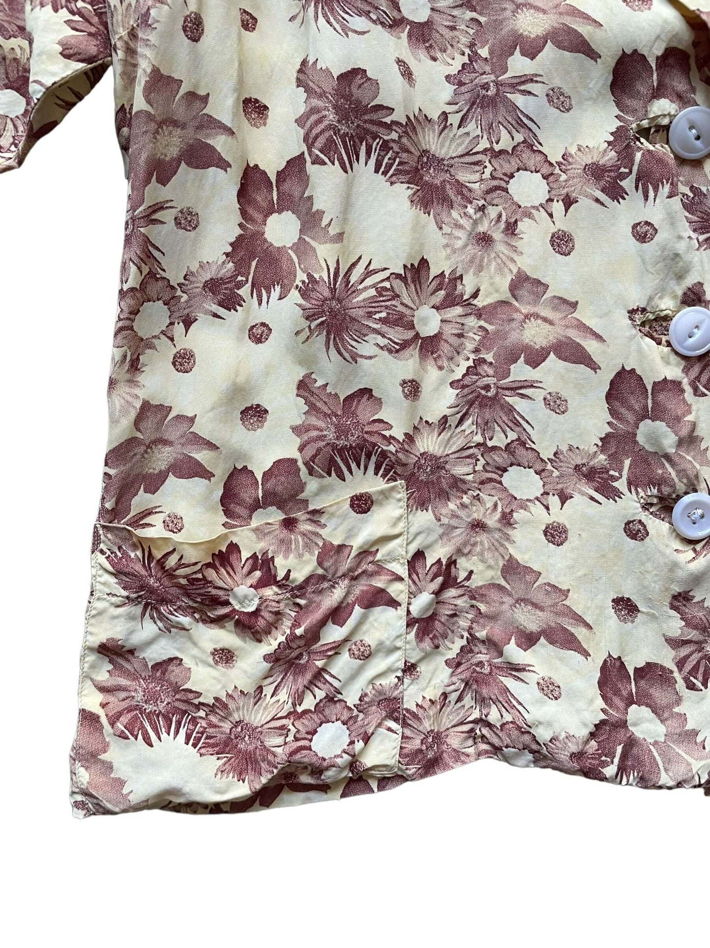 Lower front pocket view of 1940s Rayon Floral PJ Top L-XL