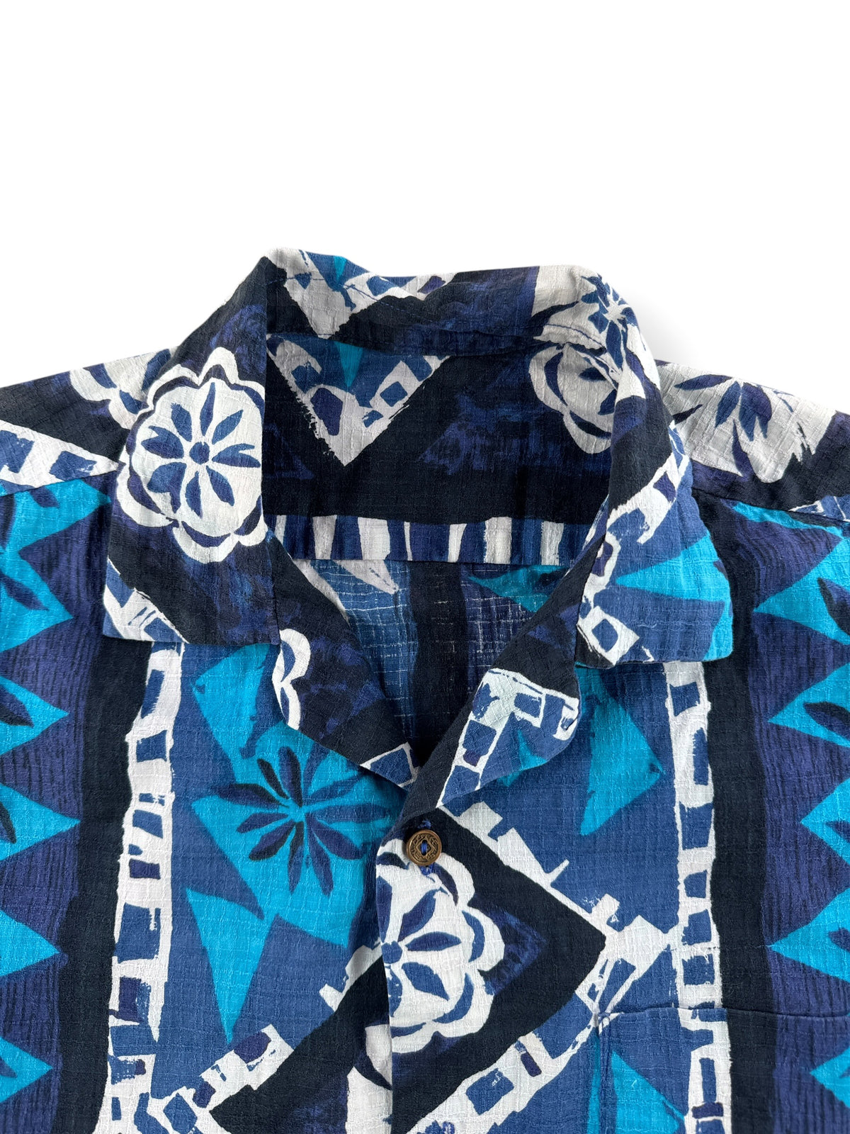 Collar on Vintage Cotton Aloha Shirt SZ M - AS IS