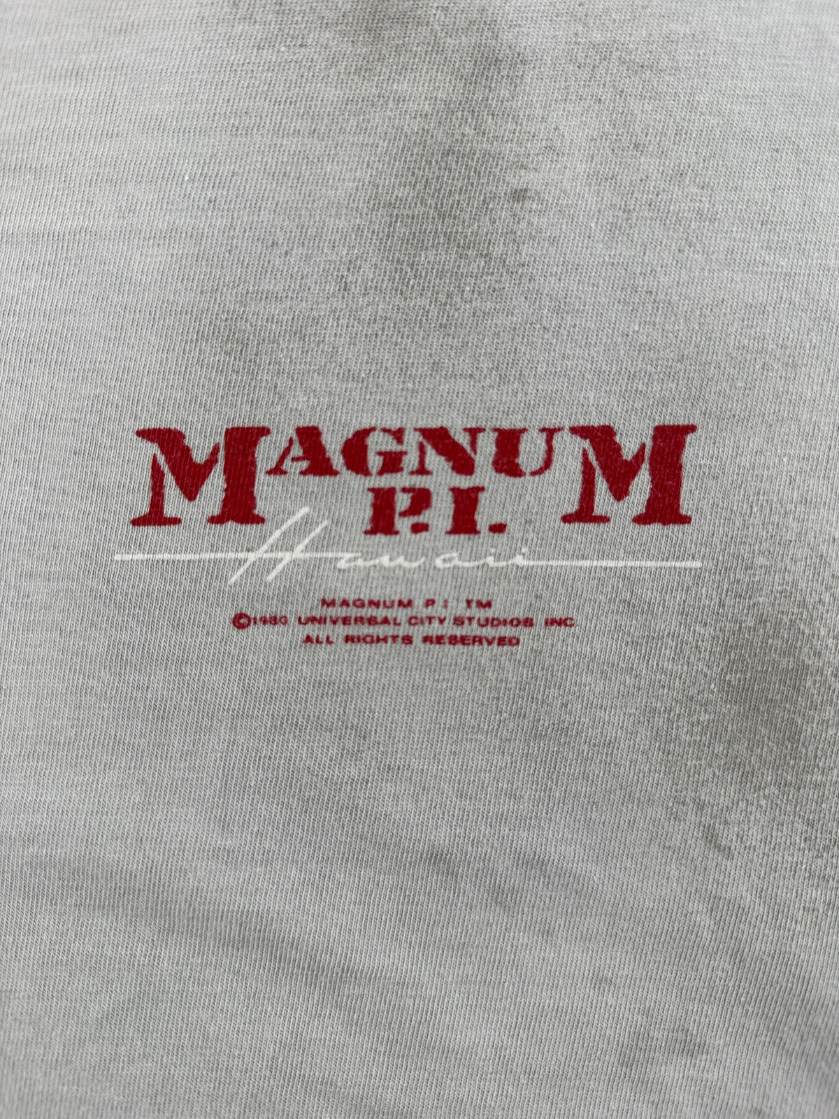 Front graphic of Vintage Magnum PI Hawaii Tee SZ L (fits M)