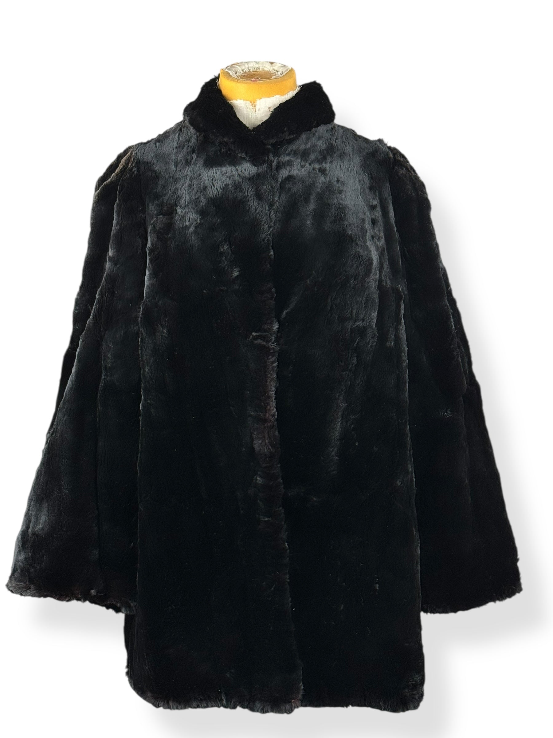 Front view of 1940s Black Mink Coat M-L