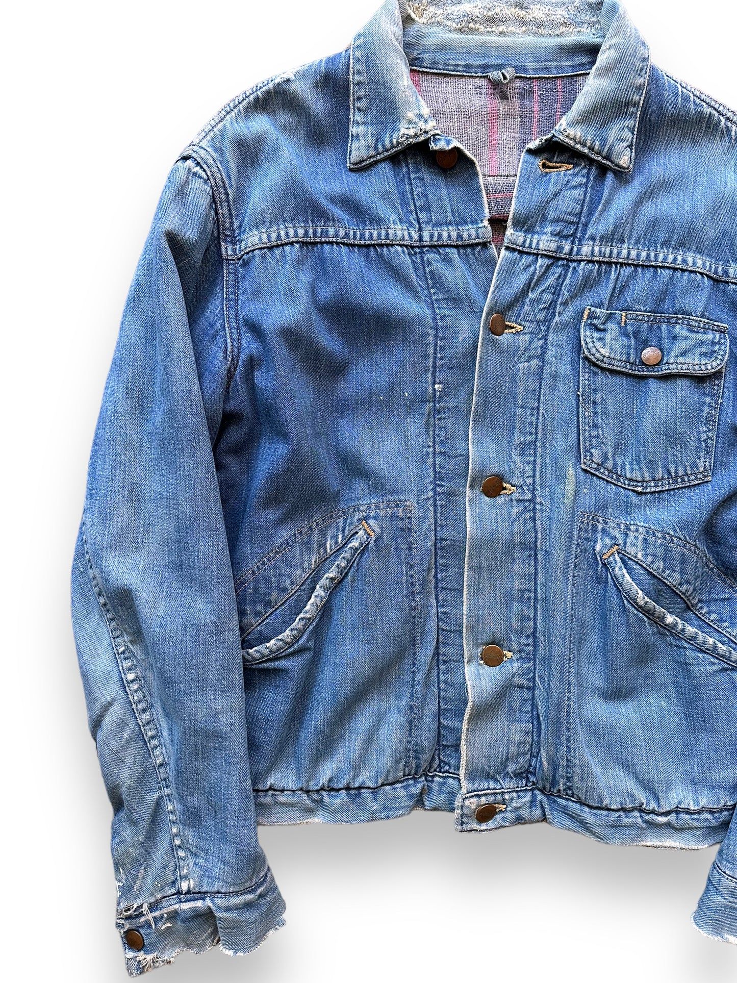 Front Right Side View of Vintage Blanket Lined Wrangler Denim Jacket MJL SZ 42 | Vintage Denim Jacket Seattle | Barn Owl Seattle