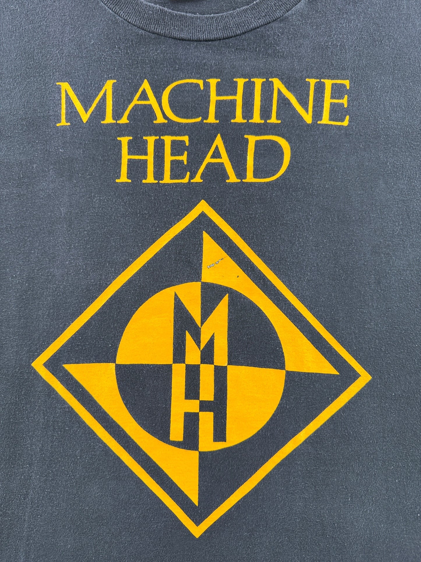 Graphic of Vintage 90's Machine Head Tee SZ XL