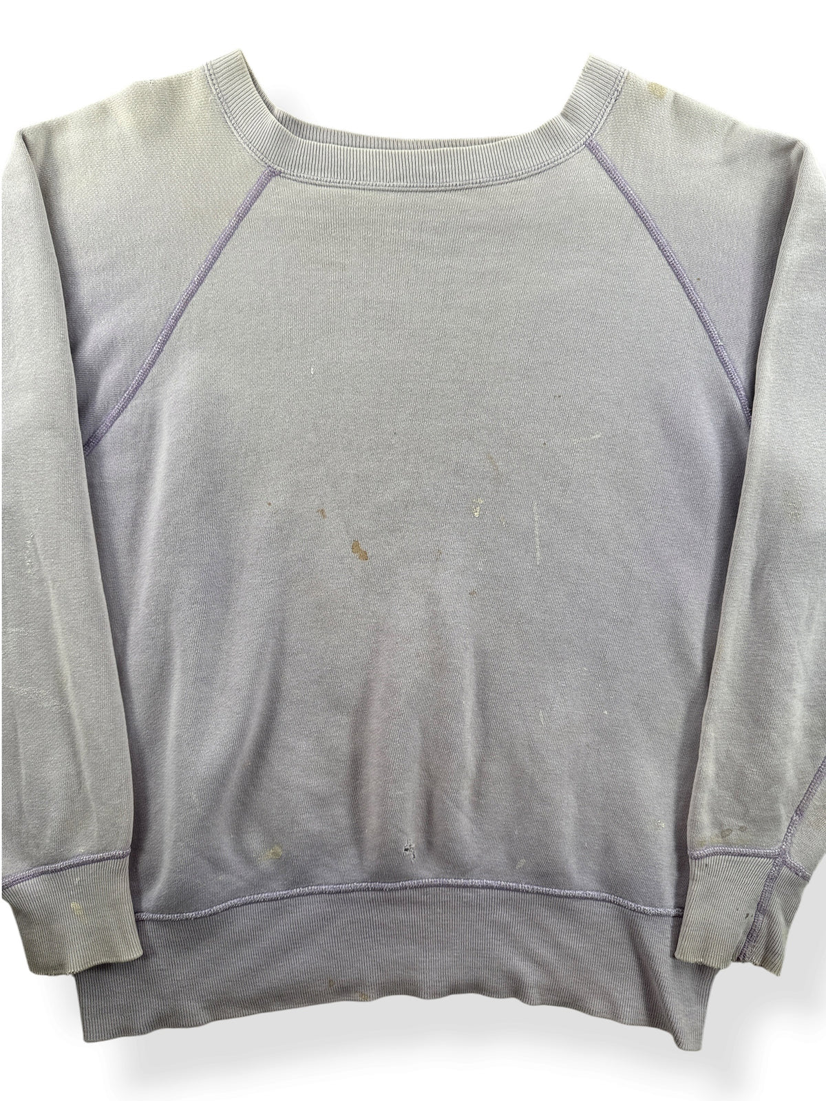 Close-up of Vintage Lilac All Cotton Crewneck SZ L