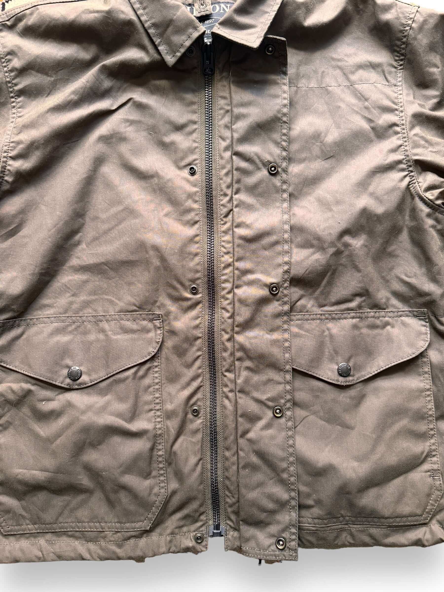 zipper on Filson Aberdeen Work Jacket SZ M