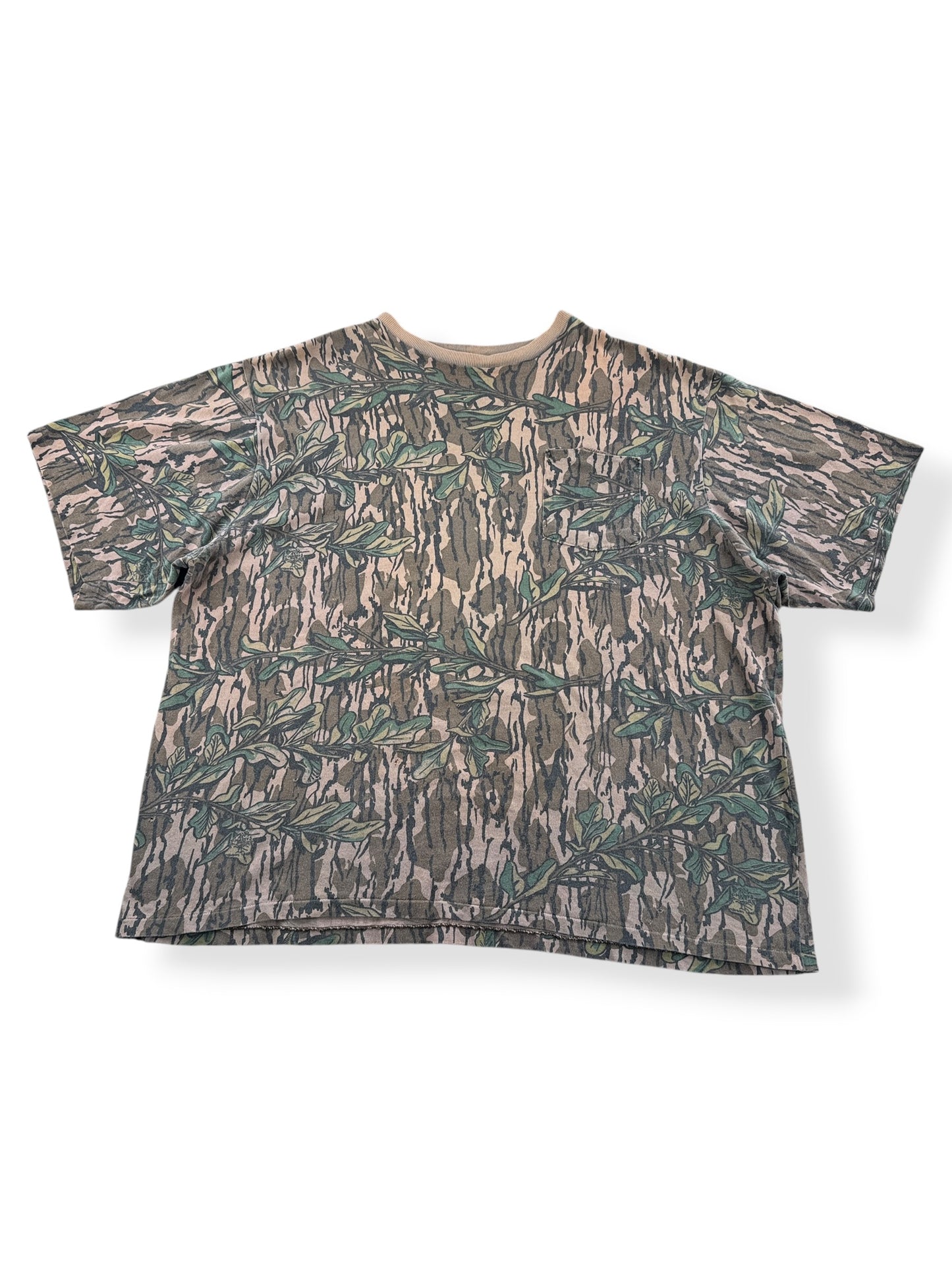 Front of Vintage 90s Camo Tee SZ XXL
