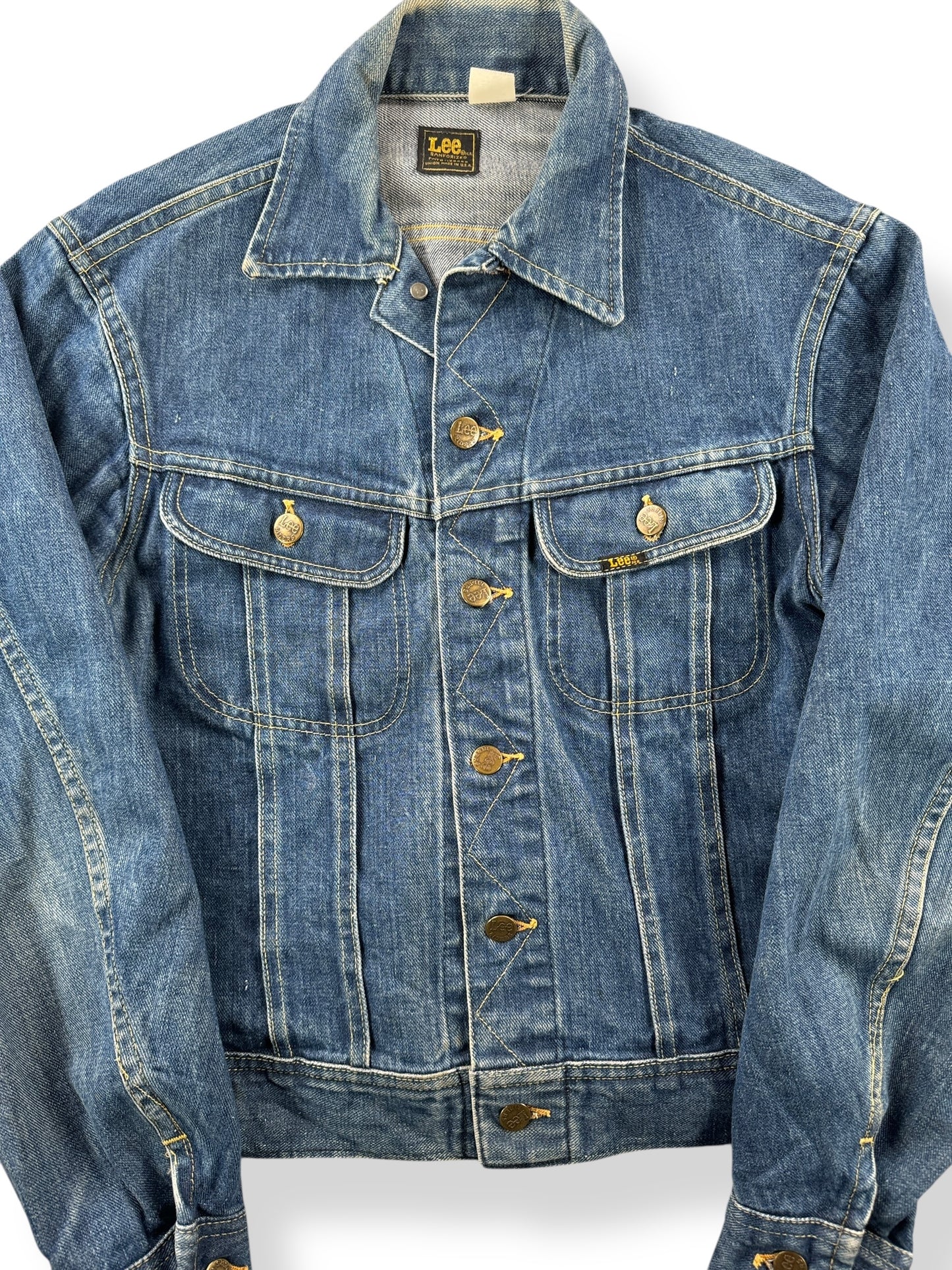 Front Close Up of Vintage Lee Riders Denim Jacket SZ S