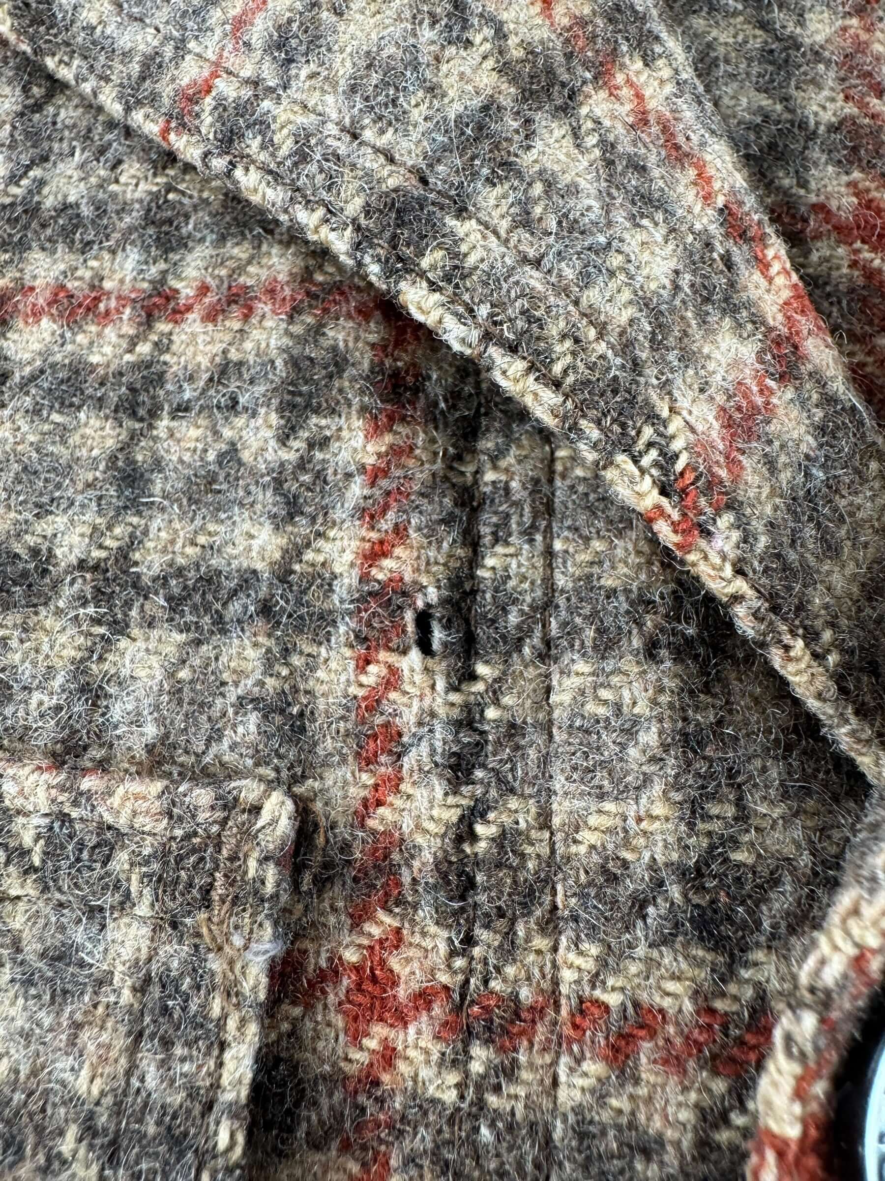 Hole on Vintage Pendleton Houndstooth Wool Coat SZ L