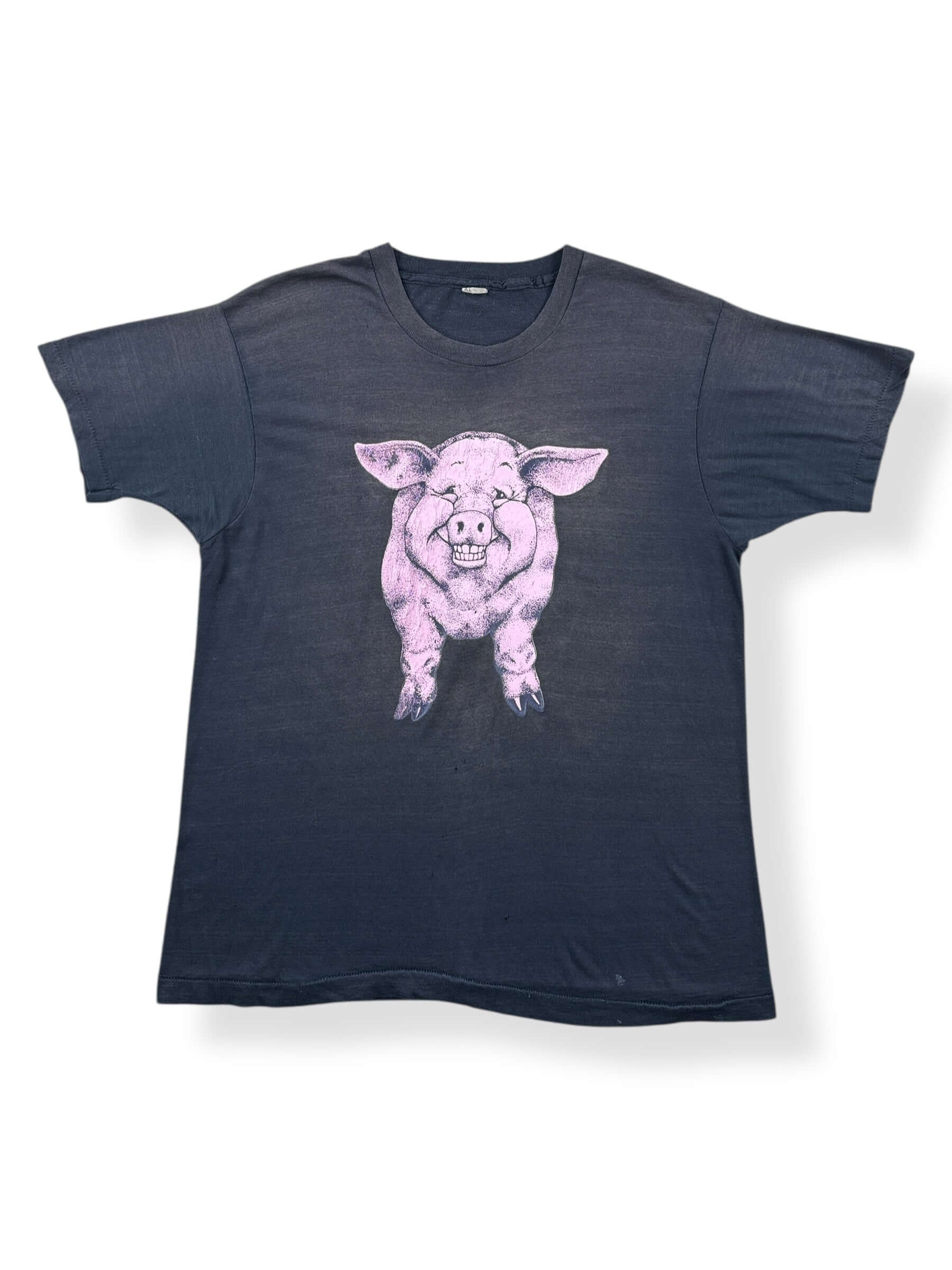 Front of Vintage Armadillo BBQ Kirkland Tee SZ XL (Fits M)